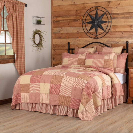 VHC Brands Sawyer Mill Red 5 Piece Queen Quilt Set (1 Queen Quilt, 2 Standard Shams, 2 Standard Pillowcase)