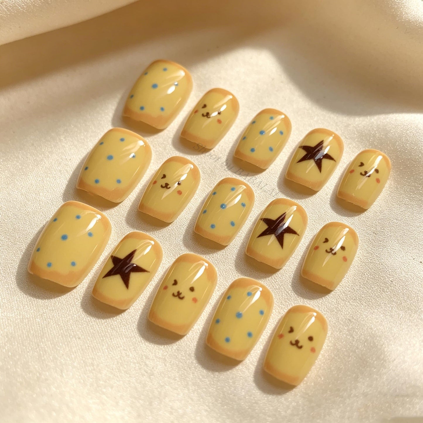BABALAL Press On Nails, Short Square Fake Nails, Yellow with Star Polka Dot & Cute Anime Design, Glossy Kawaii Daily Wear Glue On Nails 24Pcs