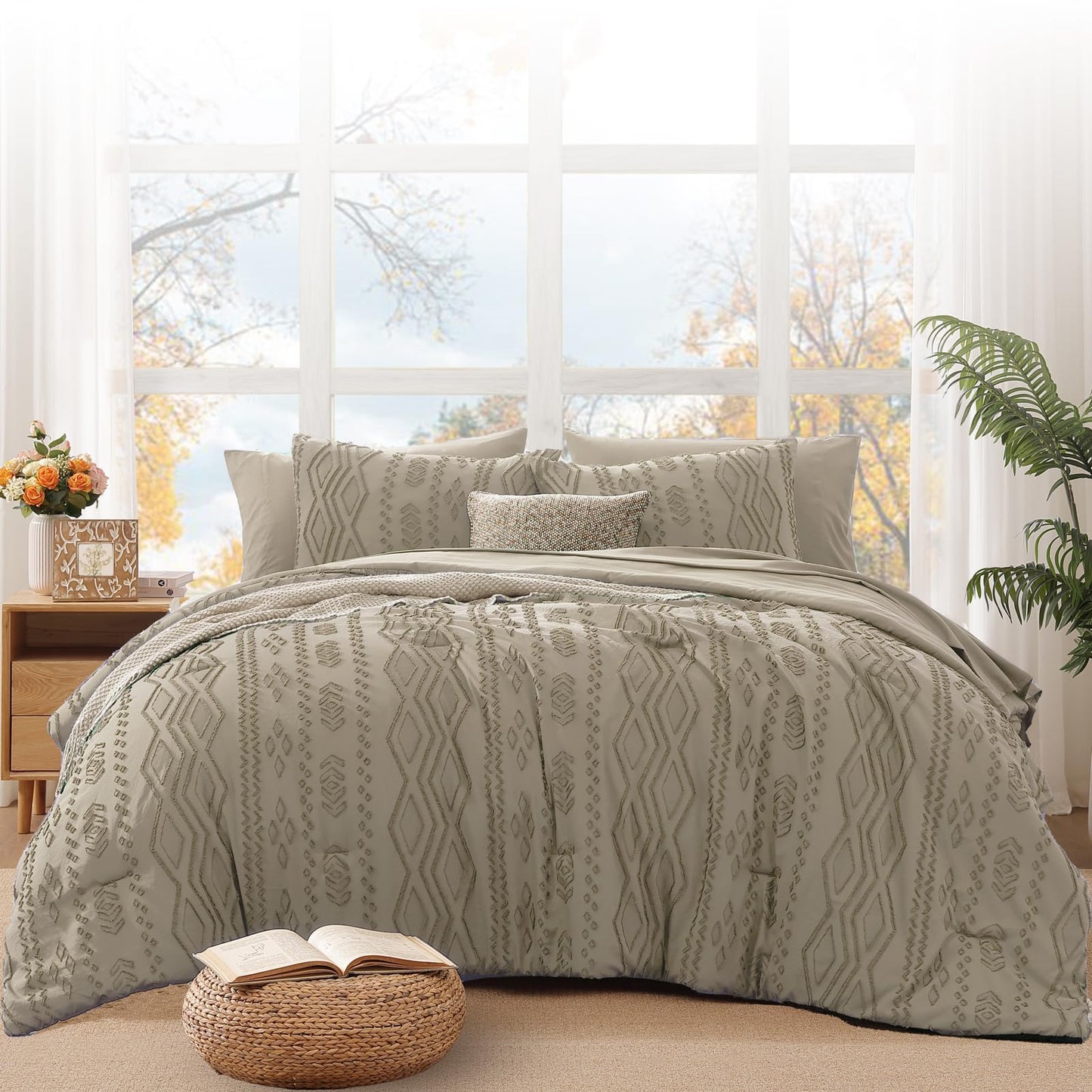 WRENSONGE Queen Comforter Set with Sheets - 7 Pieces Khaki Tufted Bed in a Bag Queen Shabby Chic Bedding Sets with 1 Comforter, 2 Sheets, 2 Pillowcases & 2 Shams