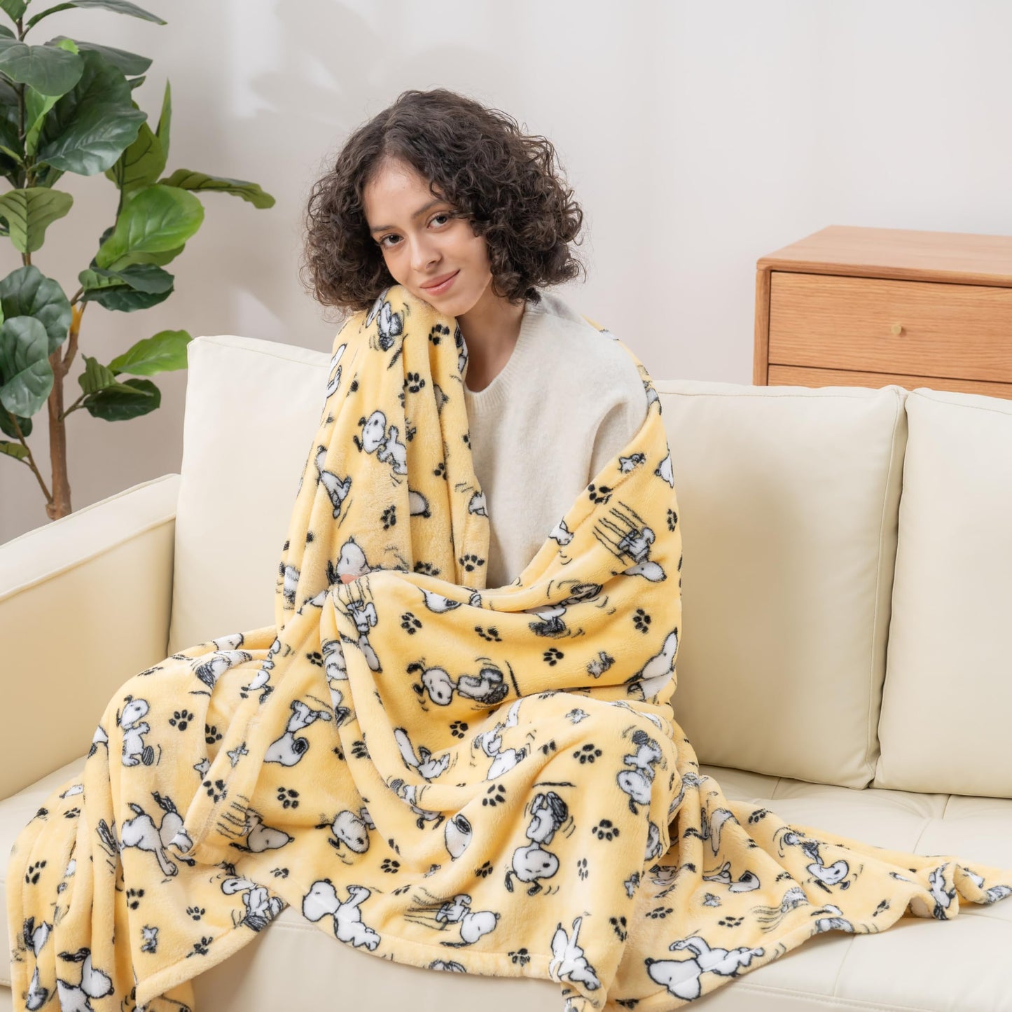 Berkshire Blanket Peanuts® VelvetLoft® Cute Character Snoopy Plush Throw Blanket,Peanuts Poses and Paws Sundress,Throw 55 in x 70 in (Official Peanuts® Product)