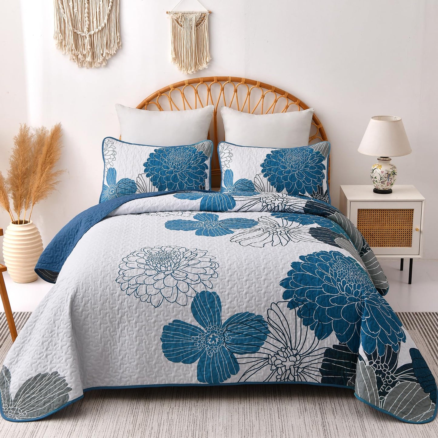Queen Quilt Sets Blue Floral Pattern Quilt Bedding Set, 3 Pieces Botanical Quilt Bedspread Coverlet Set Soft Microfiber Bed Coverlet Bedding Set for All Season(96" x 90)