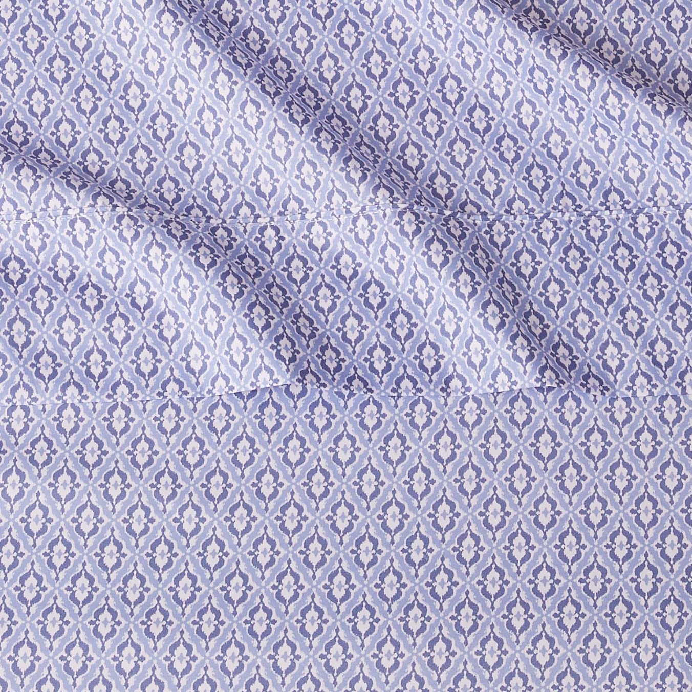 Amazon Basics Lightweight Super Soft Easy Care Wrinkle-Free Breathable Brushed Microfiber 3-Piece Bed Sheet Set with 14-Inch Deep Pockets, Twin, Blue Damask, Printed