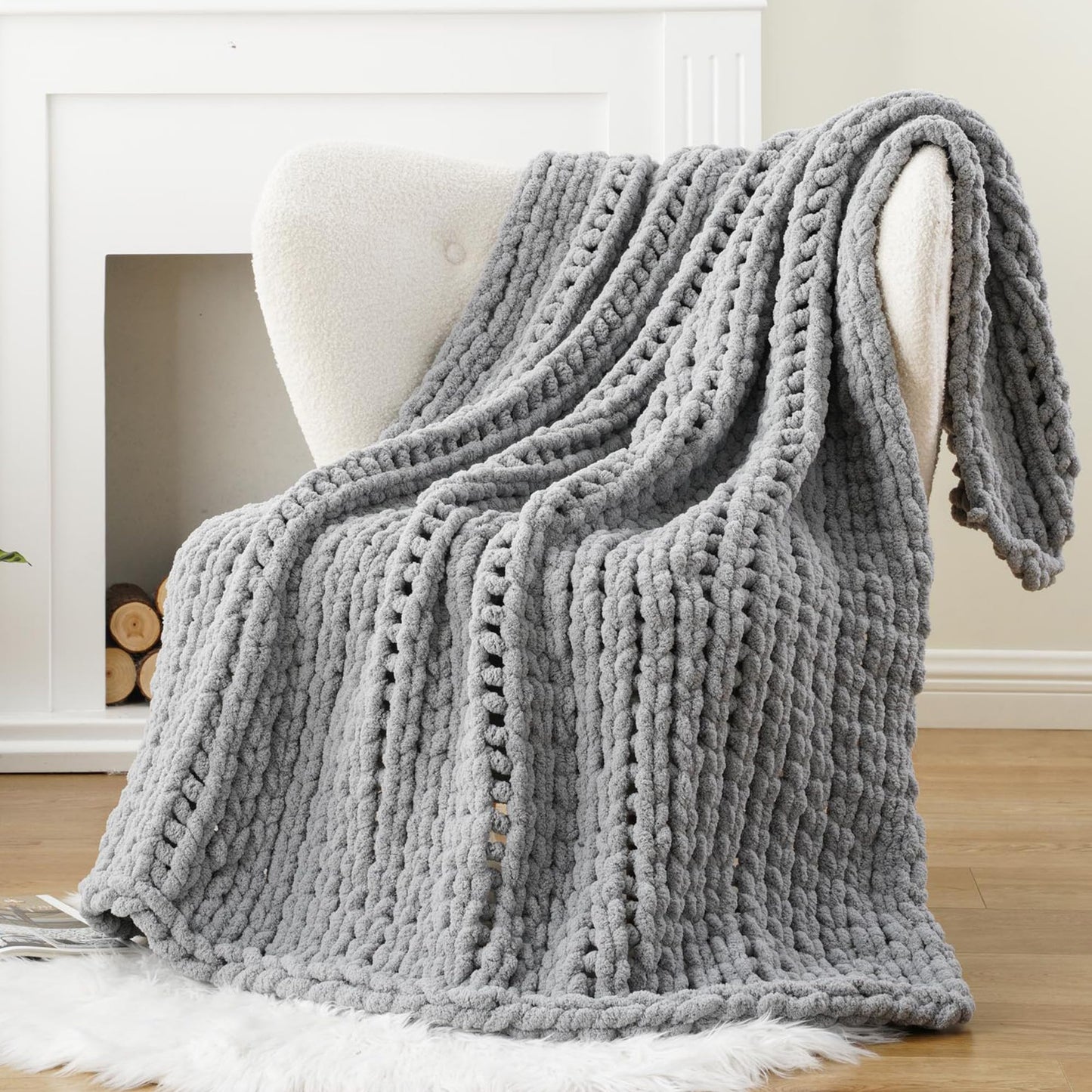 Battilo Chunky Knit Throw Blanket, Soft and Thick Chenille Throw Blanket, 50"x60" Handmade Cable Knit Crochet Blanket, Light Grey Knot Knitted Throw Blankets for Couch Sofa Bed Home Decor, Light Grey