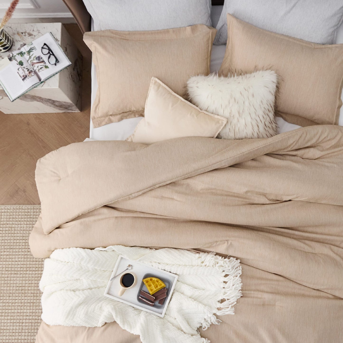 Bedsure California King Comforter Set - Warm Sand Soft Bedding for All Seasons, Cationic Dyed Bed Set, 3 Pieces, 1 California King Size Comforter (104"x96") and 2 Pillow Shams (20"x36"+2")