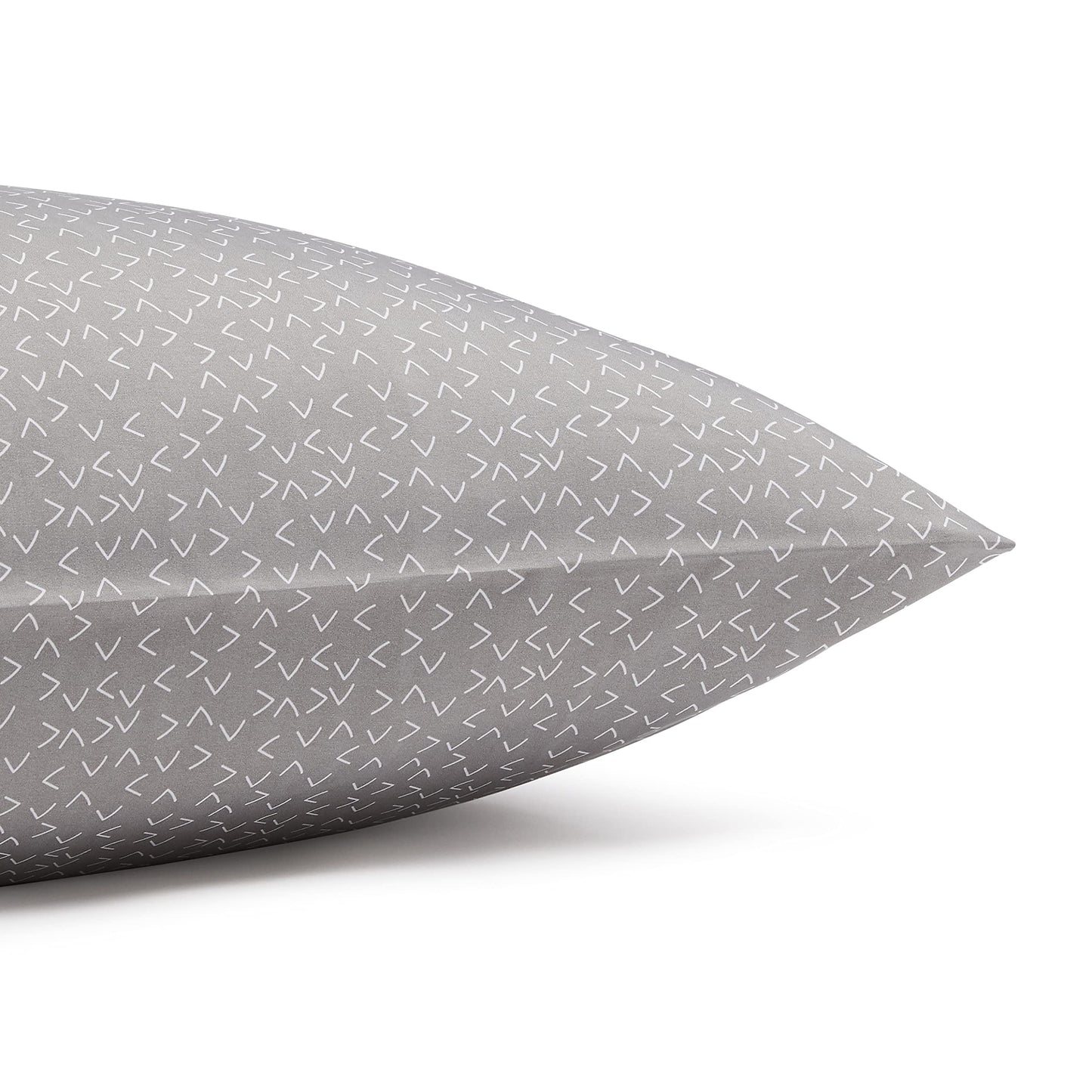 Amazon Basics Lightweight Breathable Brushed Microfiber Wrinkle Resistant 3-Piece Bed Sheet Set with 14-Inch Deep Pockets, Twin, Gray Arrows, Printed