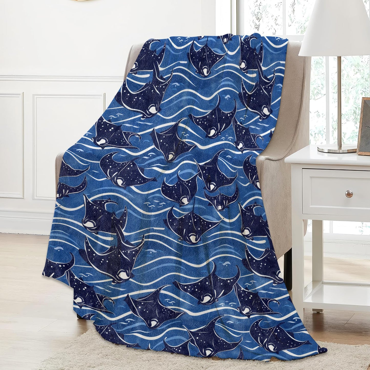 Aonimonis Oceanic Manta Ray Throw Blanket Gifts for Women, Soft Fuzzy Warm Cozy Flannel Blankets for Bedroom, Travel, Couch, Home Decor 50x60 in