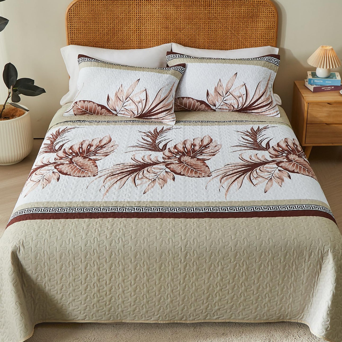 OARAGE Quilt Bedding Set, Beige King/Cal King Comforter Set, Bedding Comforter Sets, Soft Lightweight Bedspread, Ultrasonic Microfiber Bed Coverlet for All Season (1 Quilt,2 Sham)