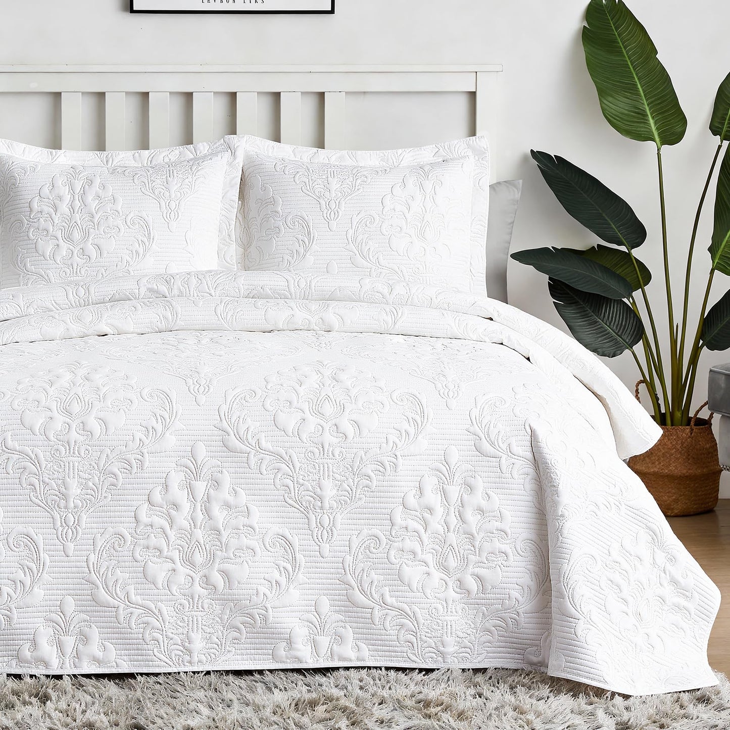 Hansleep White Quilt Queen Size - Ultrasonic Summer Bedspread Queen, Soft Lightweight Coverlet Bedding Set, 3 Pieces (1 Quilt, 2 Pillow Shams)