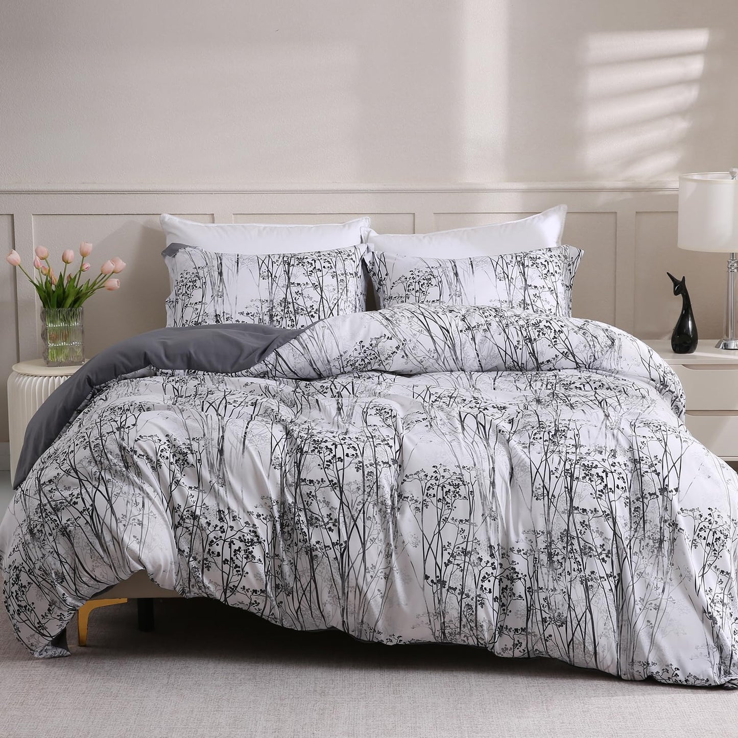 LONAVA Queen Botaincal 3 Pcs Duvet Cover Set, Breathable Soft Microfiber Deep Grey Lining Comforter Cover with Zipper Closure, and 2 Anti-Pilling, Fade Resistant Pillowcases, Winter Forest
