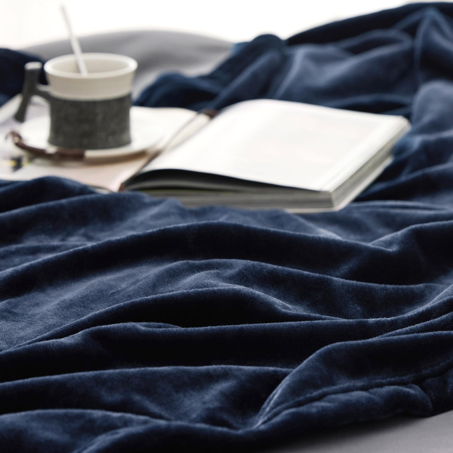 Bedsure GentleSoft Navy Fleece Blankets Queen Size - Bed Fathers Day Blanket for Dad Blue Soft Lightweight Plush Cozy Luxury Room Decor Gifts for Husband and Men, 90x90 inches