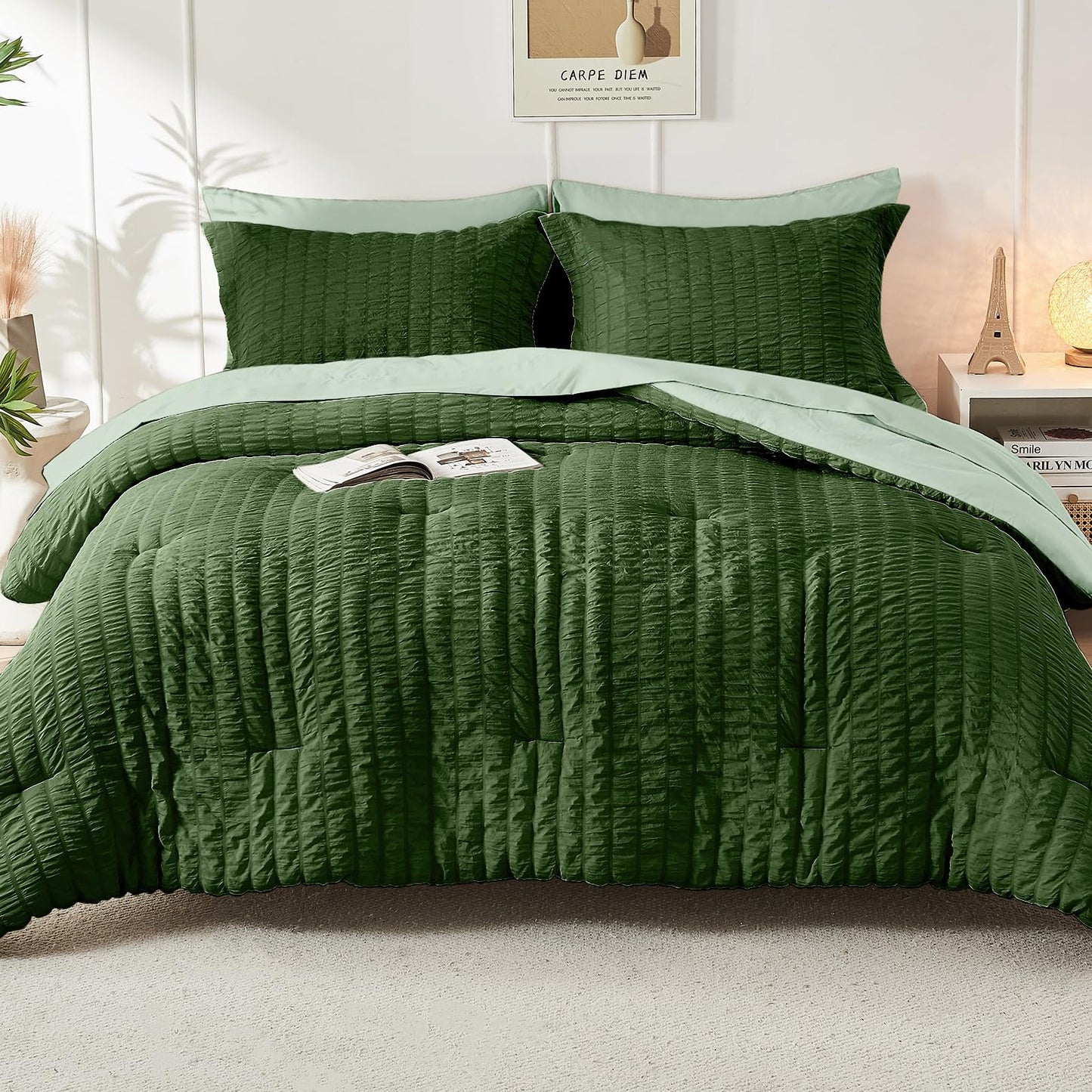 HYMOKEGE Dark Green/Sage Green Oversized Queen Comforter Set Seersucker 7 Pieces, All Season Luxury Bed in a Bag for Bedroom, Bedding Set with Comforter, Sheets, Pillowcases & Shams