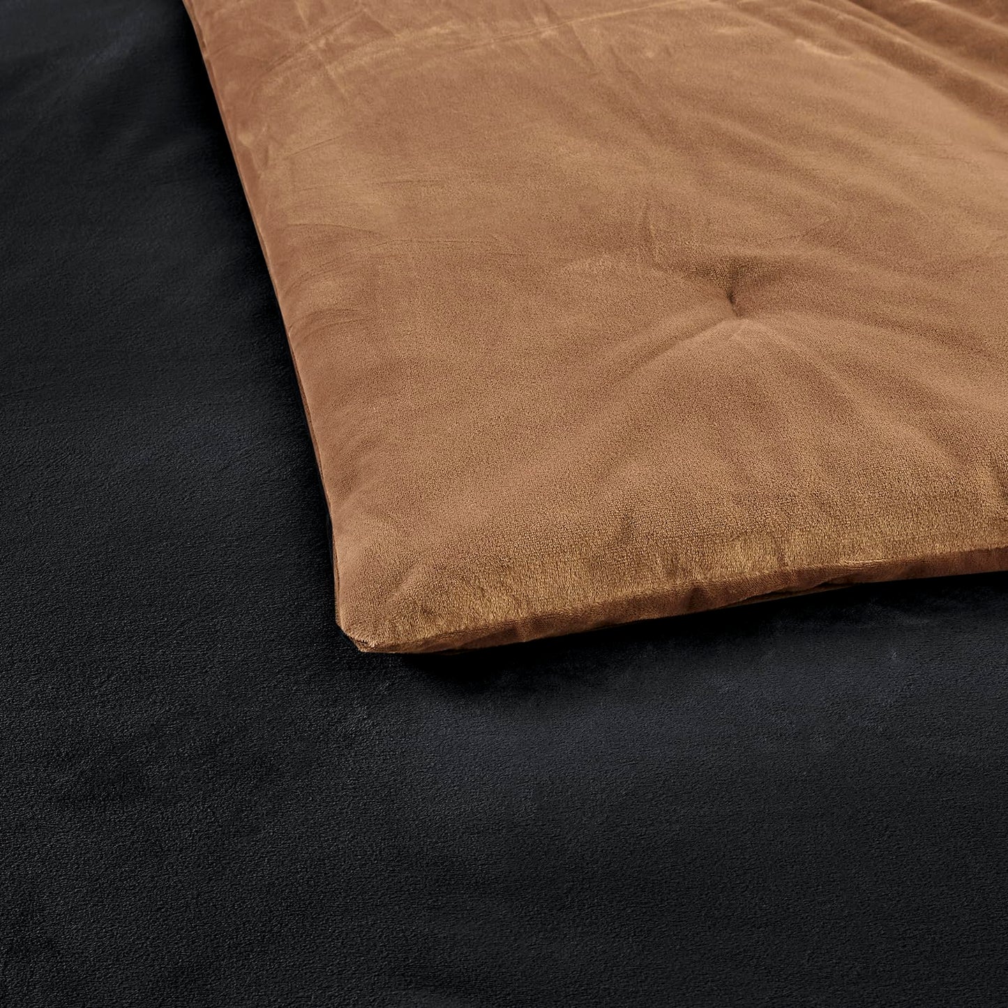 HUMESIIL Reversible Comforter Set, Poly Plush Fabric for Both Front and Reverse, with Downalternative Fill, 3 Pieces King 106"x96", Black Caramel