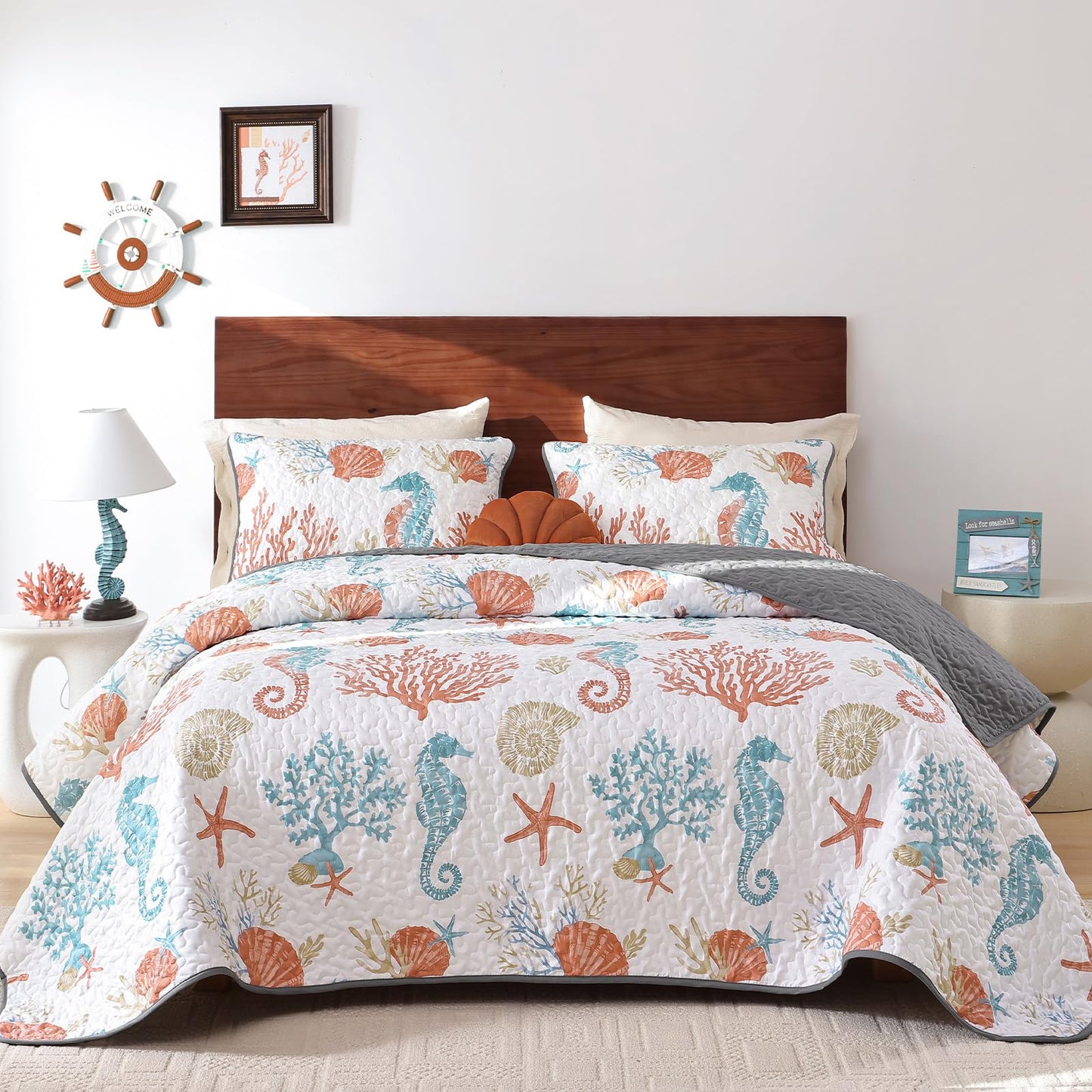 DJY Coastal King Size Quilt Set 3 Pcs, Ocean Beach Theme Bedding with Pillowcases, Summer Orange Reversible Microfiber Comforter Set Lightweight Nautical Bedspread Coverlet Set for All Season