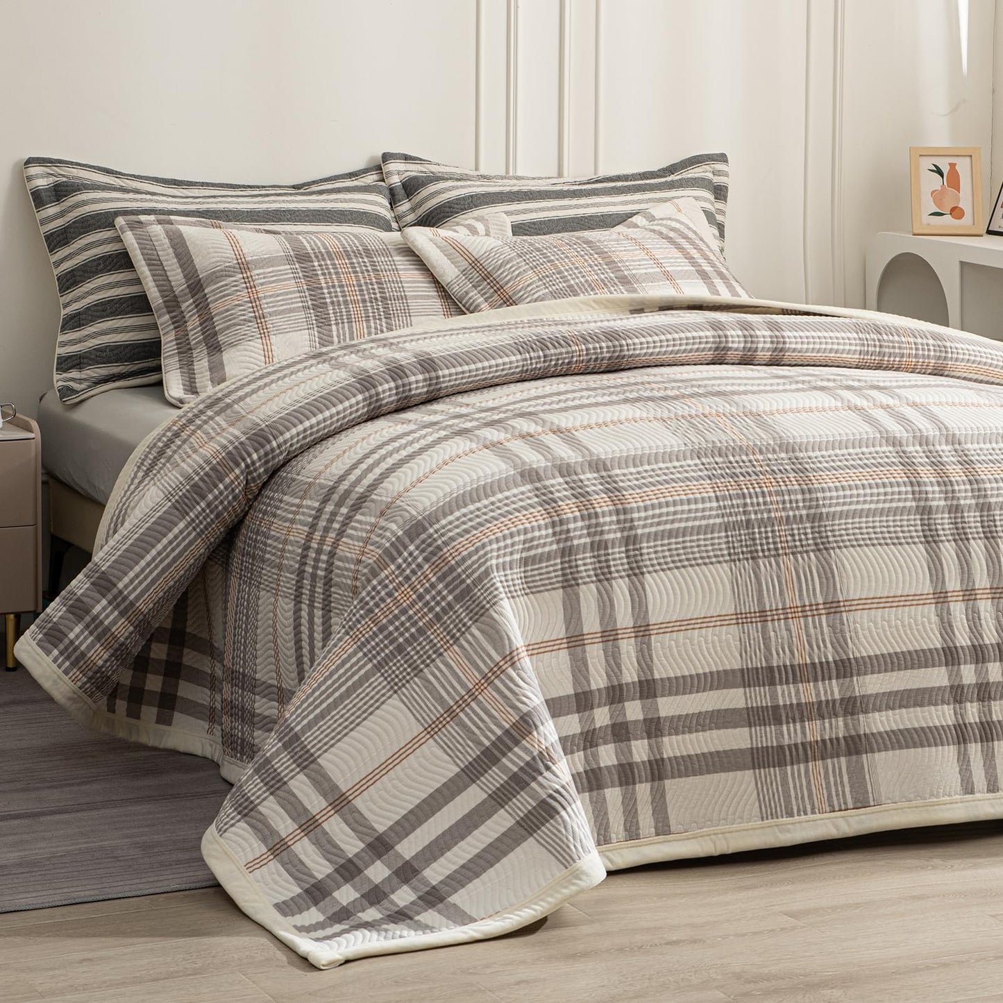 tohrisa Cotton Plaid Quilt Set, Ultra Soft 3 Pieces King Size Bedding with 2 Pillow Shams, Lightweight Reversible Coverlet Bedspread with Wave Quilting for Summer, 108"x96", Grid-Grey White