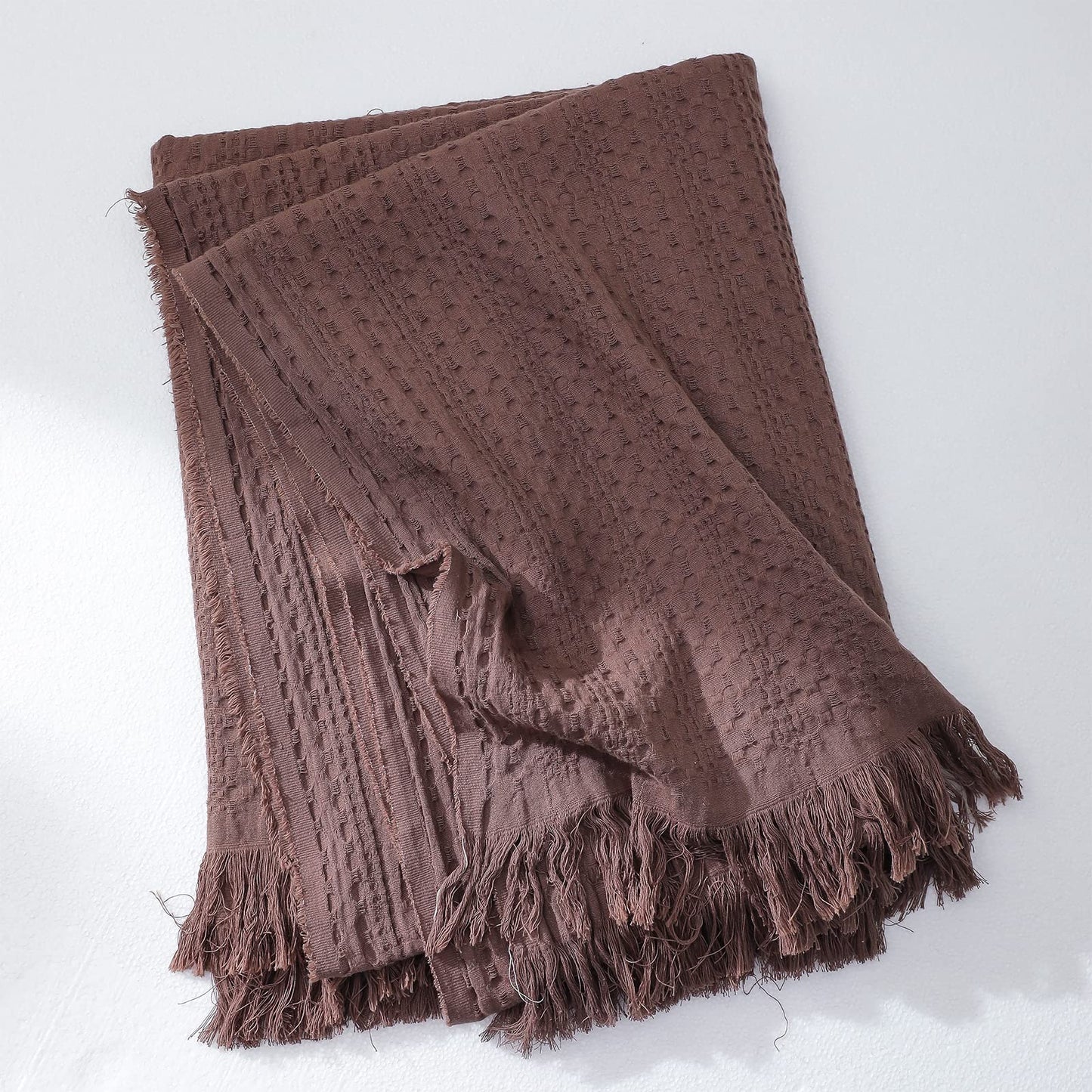 Simple&Opulence 100% Cotton Throw Blanket for Couch, Bed, Waffle Weave Cable Knit Blanket with Tassels, Soft Lightweight Pre-Washed Breathable Cozy Blanket Farmhouse Decoration for All-Season (Brown)