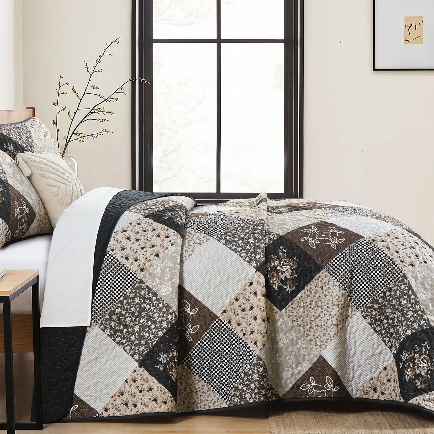 Dinjoy Black Brown Quilt Set King Size,Reversible Floral Plaid Patchwork Pattern Bedding Set Soft Microfiber Lightweight Bedspread Coverlet 3 Piece Spring Summer Use (110"×90")