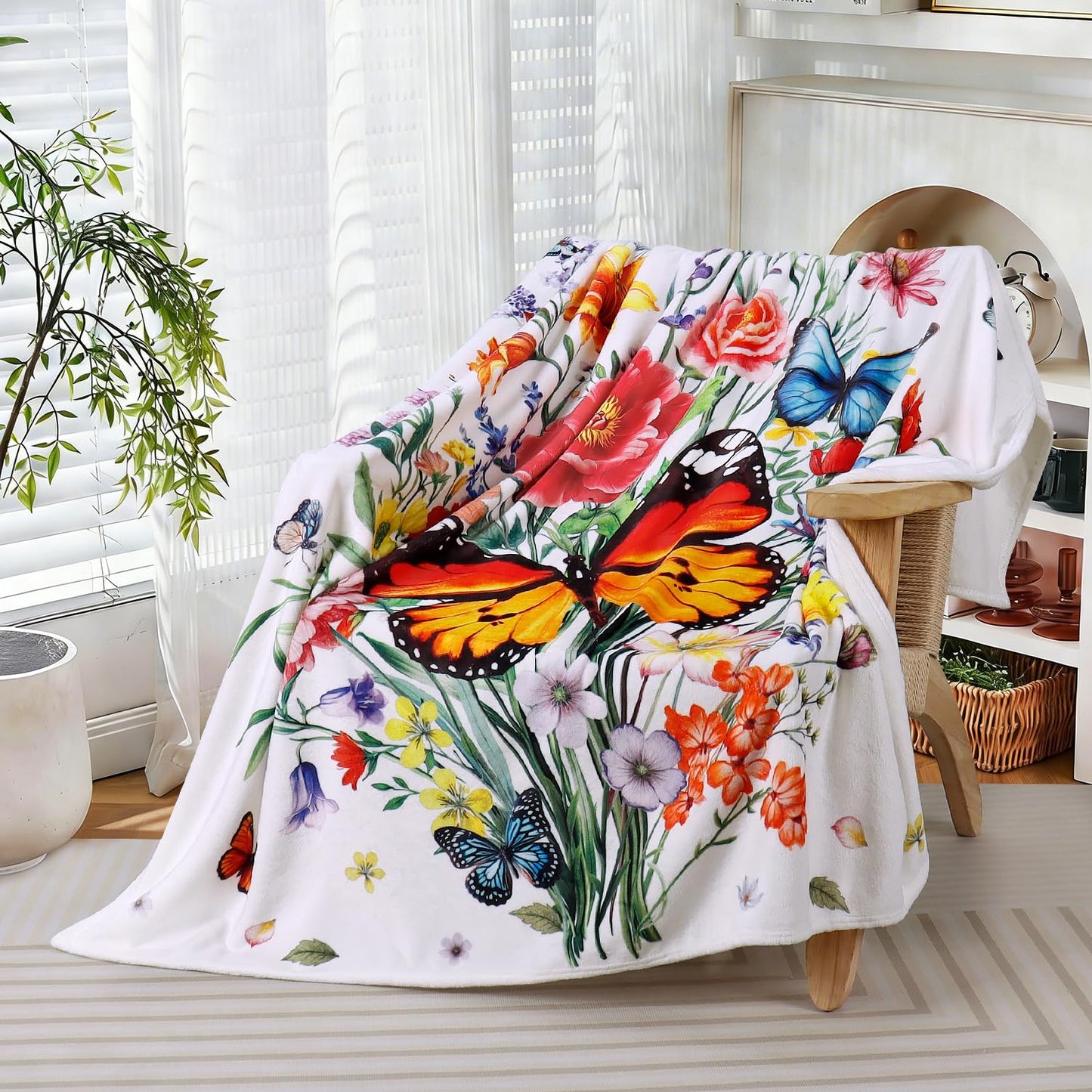 Floral Blanket Ultra Soft Butterfly Flowers Throw Blankets Wildflower Leaves Flannel Fleece Throw Watercolor Warm Cozy Fuzzy Plus Gift Cabin Blanket for Bed Sofa,60" X 80"