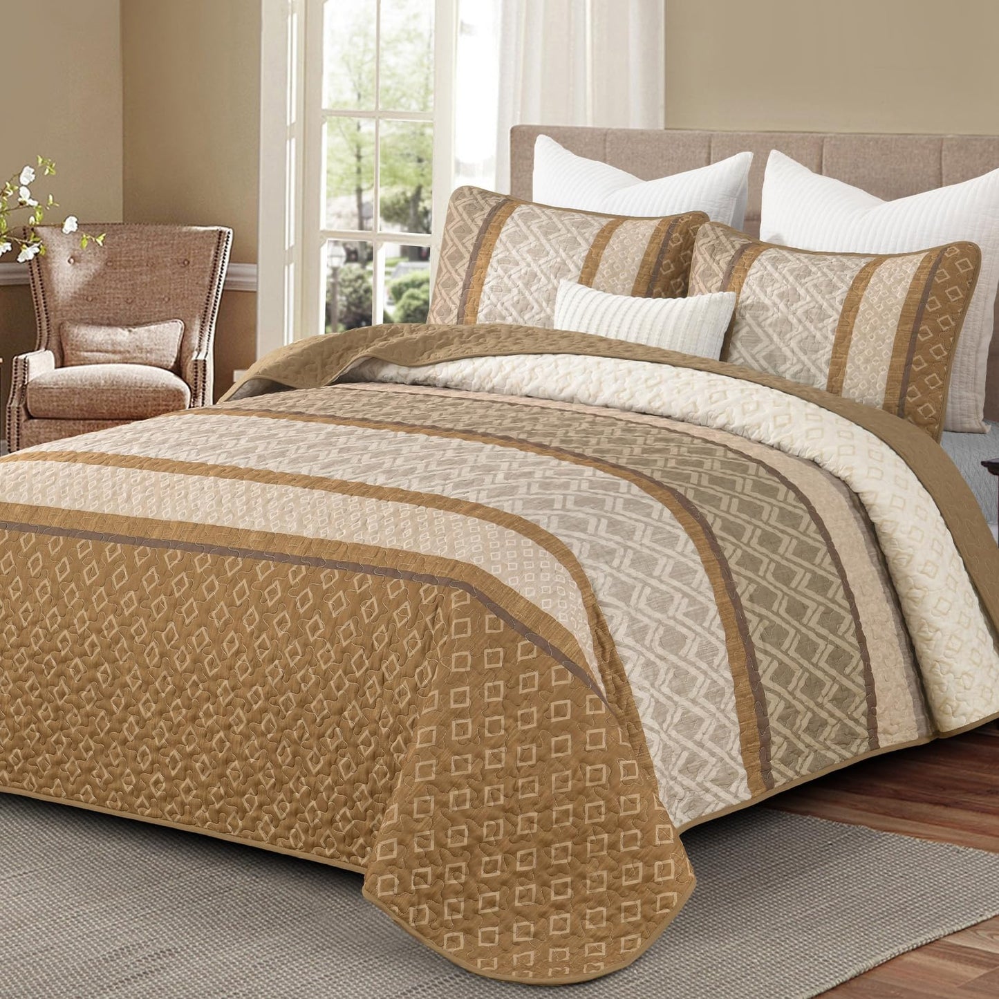 Dinjoy Boho Queen Quilt Set, Striped Bedspread Queen Size, Light Brown Bedding Sets 3 Pieces Micofiber Lightweight Quilts with 2 Pillow Shams Coverlet Bed Sets for Women Men 96''x90''
