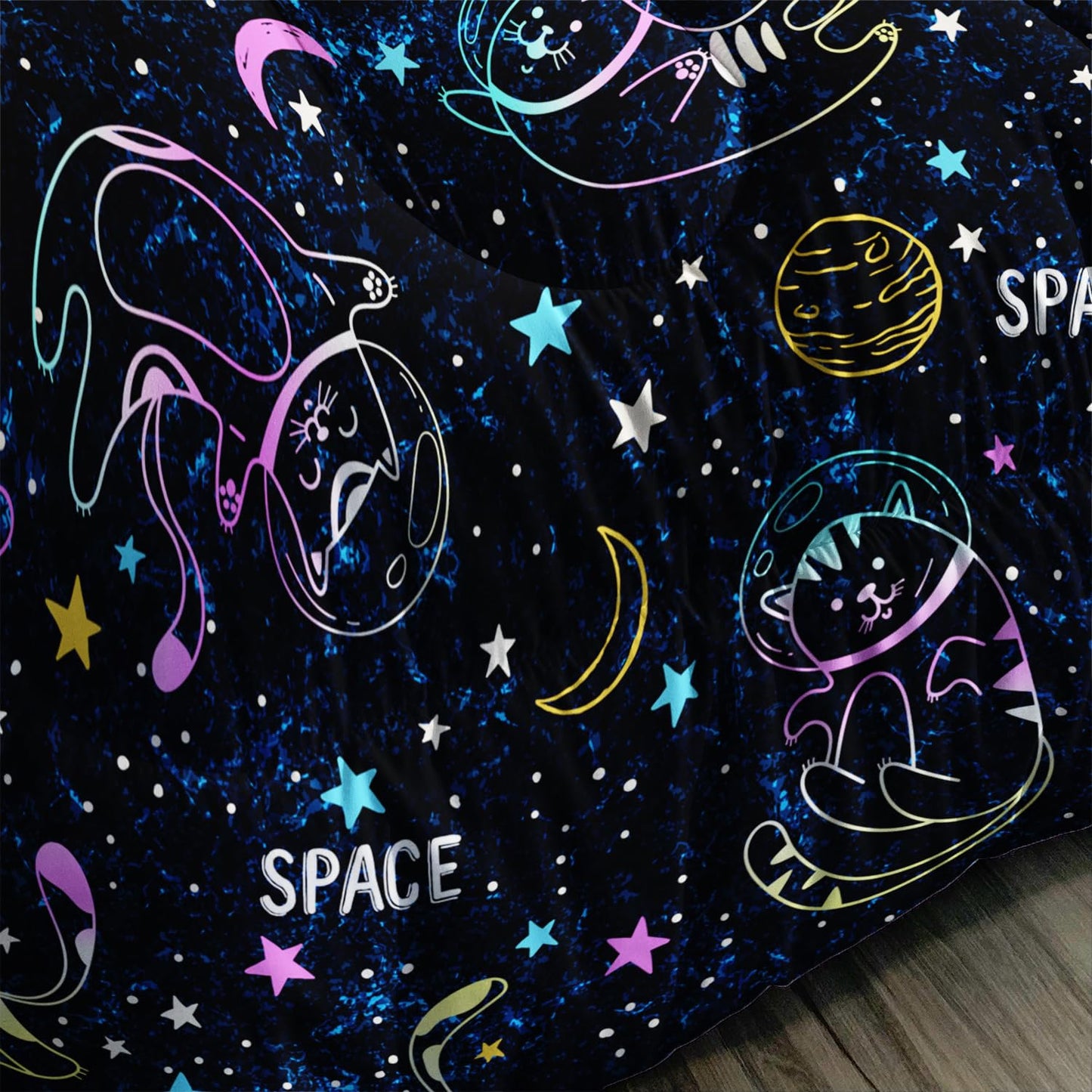 Nttopship Space Cat Comforter Set Queen,Kawaii Cat Moon Stars 3 Pieces Bedding Set for Teens Kids,Galaxy Down Alternative Bed Comforters Bedding Sets for All Season