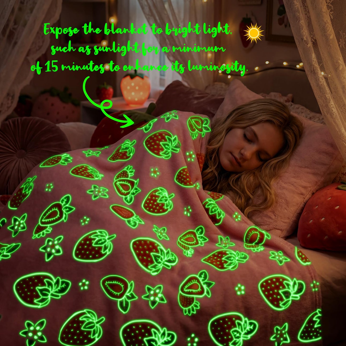 Glow in The Dark Strawberry Blanket for Women Girls, Cute Pink Fleece Throw Blanket, Soft Throw for Bedroom Couch Sofa Decor, Christmas Strawberry Gifts for Women Kids Teens
