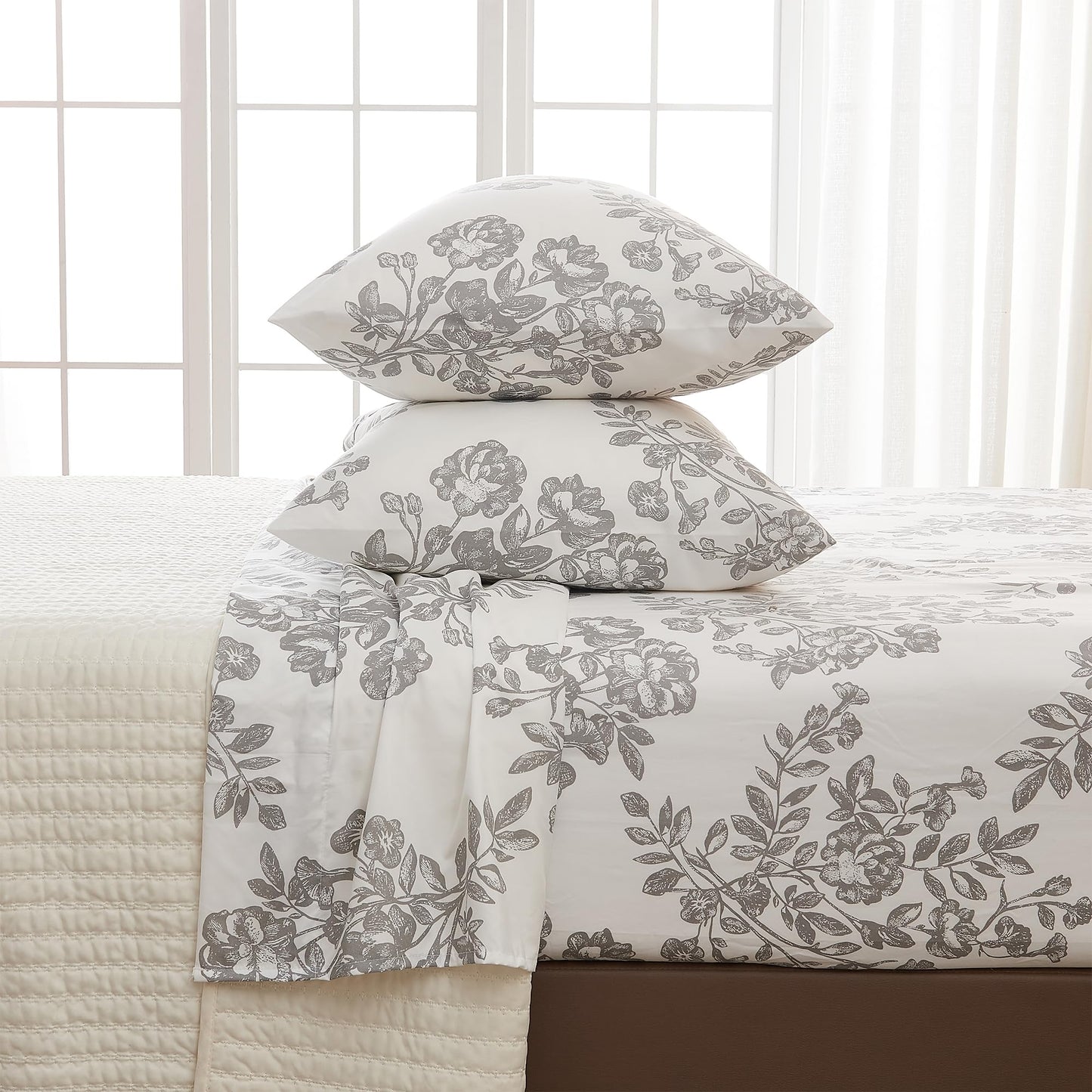 3-Piece Twin Printed Microfiber Sheet Set - Ultra-Soft, Brushed Bedding Sheets & Pillowcases - Wrinkle & Fade Resistant, All-Season Bed Sheets for Bed (Toile - Grey)