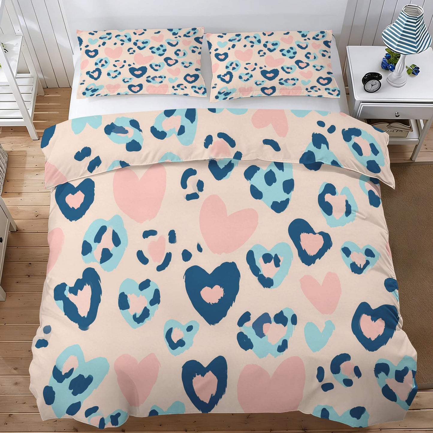 Blue Pink Cheetah Print Duvet Cover Queen, Heart Leopard Print Bedding Set 3 Piece & 2 Pillowcases, Animal Print Bedroom Decor, Reversible Soft Microfiber, Zipper Ties