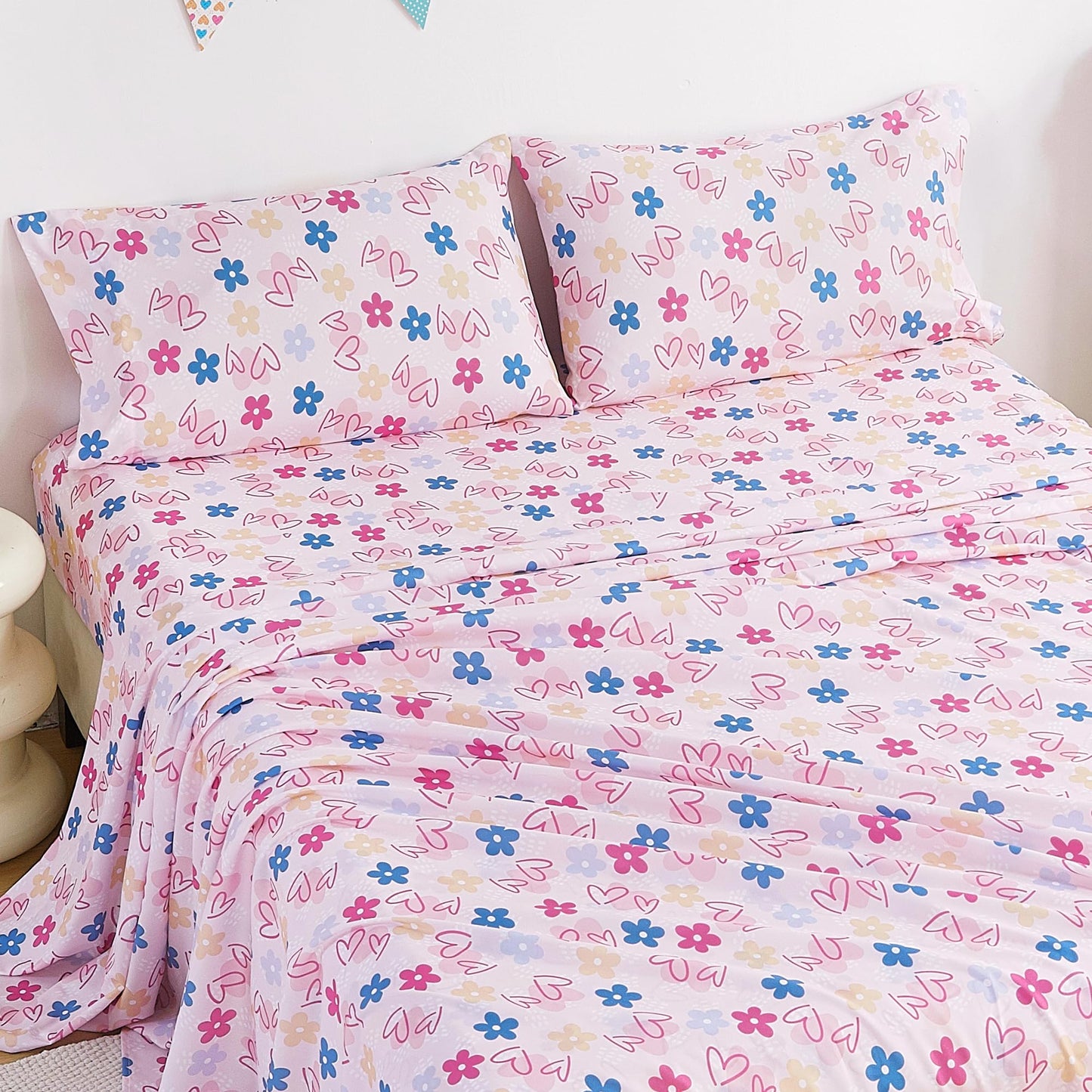 CozySmile Full Sheet Set Kids,4 Pieces Breathable Soft Microfiber Bedsheets for Child Girls, Oeko-TEX, Anti Pilling Deep Pockets Easy Care Bed Sheets, Heart