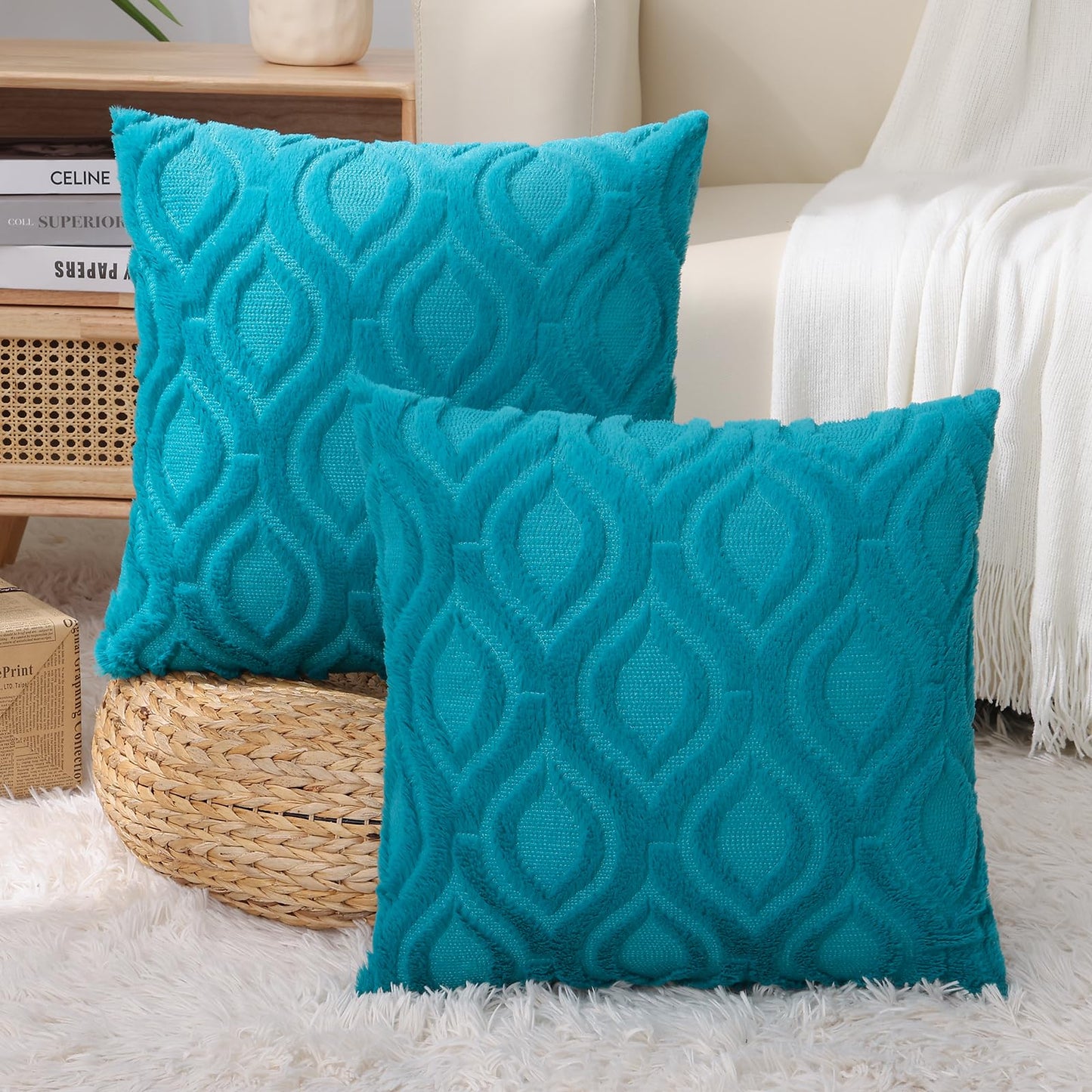 decorUhome Throw Pillow Covers 18x18 Inch Set of 2, Soft Plush Faux Wool Teal Solid Couch Pillow Covers, Accent Farmhouse Neutral Square Pillow Cases for Sofa Bed Living Room