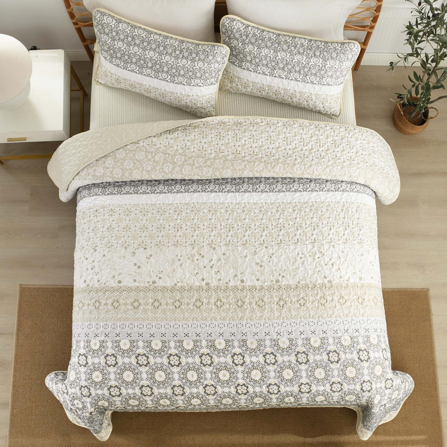 WONGS BEDDING Boho Quilt Set Queen Size,Beige Bohemian Striped Patchwork Bedspread Set,3 Pieces Microfiber Bedding Set for All Seasons (96"x90")