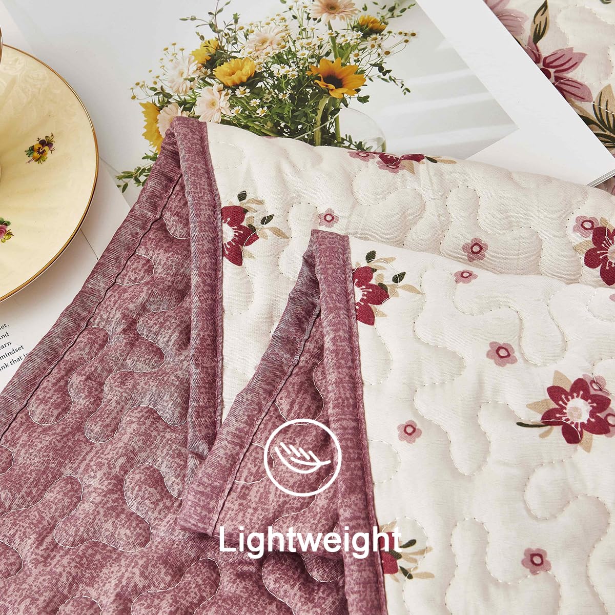 Boho Purple Rose Floral Quilt Set King Size, 3 Piece Lightweight Summer Bedding Set with 2 Pillow Shams, Soft Reversible Microfiber Bedspread, Farmhouse Coverlet for All Season (Purple Rose, King)