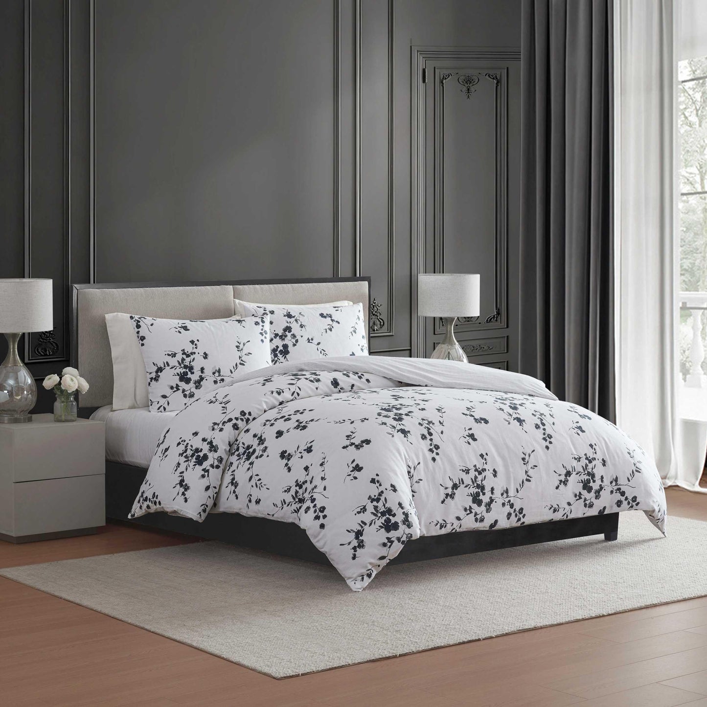 Vera Wang - Queen Size Duvet Cover Set, 100% Soft & Smooth Cotton Sateen Floral Bedding, 3-Piece Reversible Bed Set with Matching Pillowcases (Noir Bouquet/Ikat Line Grey)