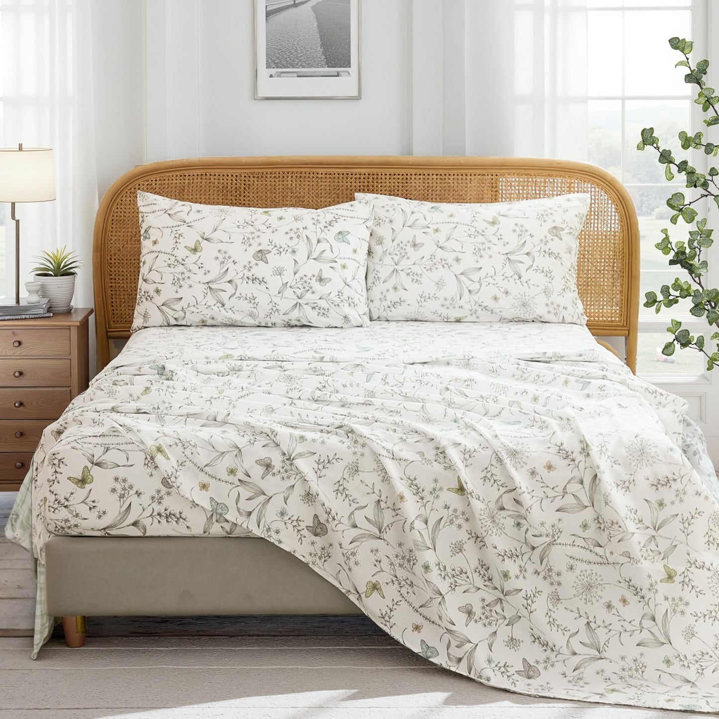 Cozaline 100% Cotton Sheet Set King Size – 4-Piece Chic White Floral Bedding Set, Soft Breathable Percale Weave, Deep Pocket Fitted Sheet 17.5", Crisp Cool Feel, Refined Botanical Elegance
