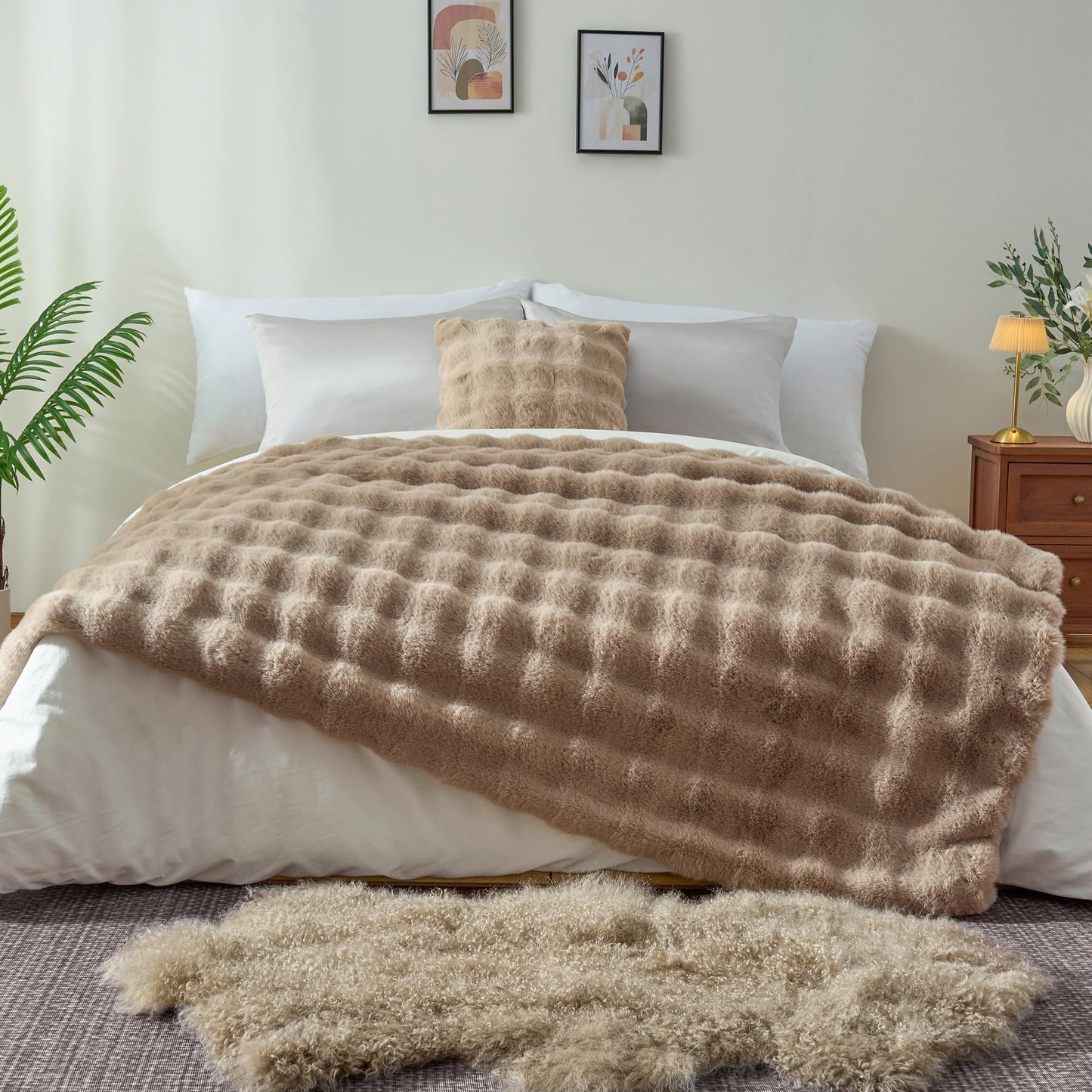 CloudDwelling Faux Rabbit Fur Bubble Throw Blanket Plush Fluffy Cozy Blanket for Couch Bed Sofa Reversible Winter Warm Blanket for Home Decor (Taupe, 50"x60")