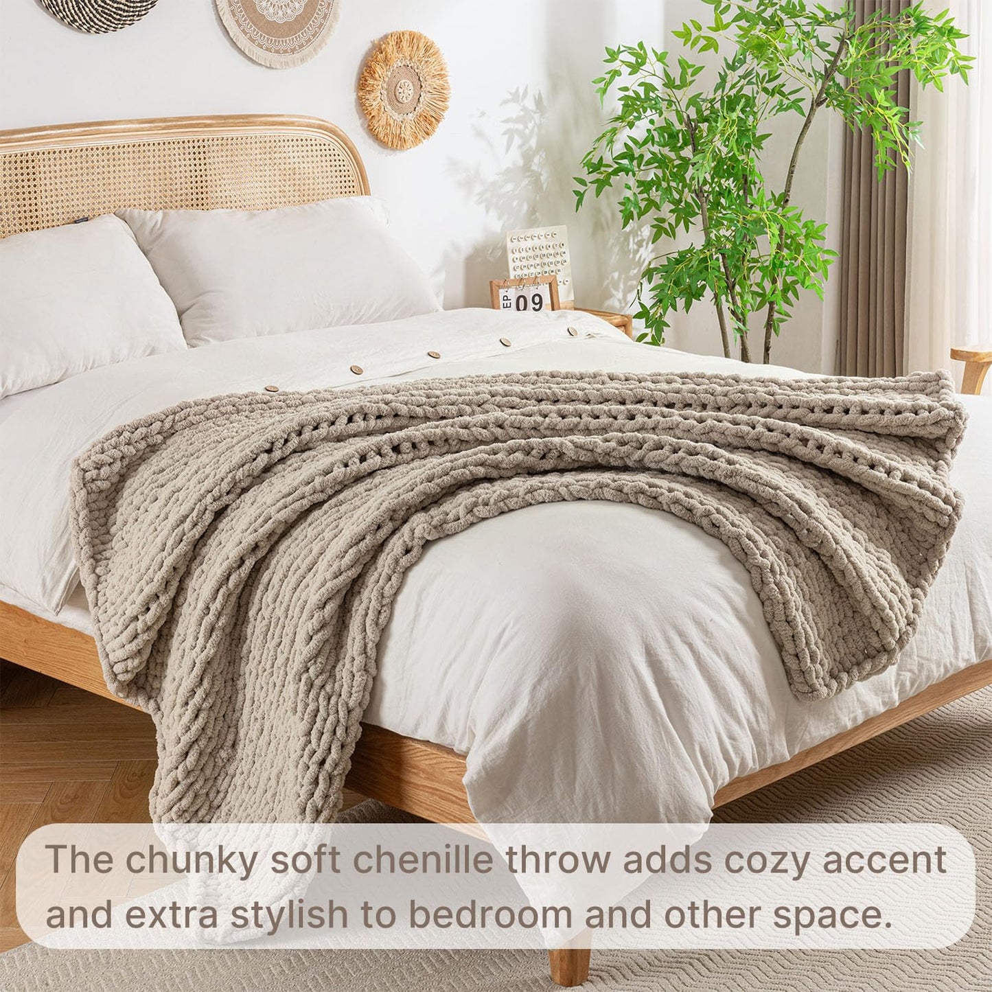 LAST MODA Chunky Knit Blanket Throw, 100% Hand Knit Throw Blanket Handmade Chenille Cable Knit Throw for Couch, Stylish Cozy Soft Rope Knot Crochet Blanket for Home Decor, Beige Linen, 50x60 Inches
