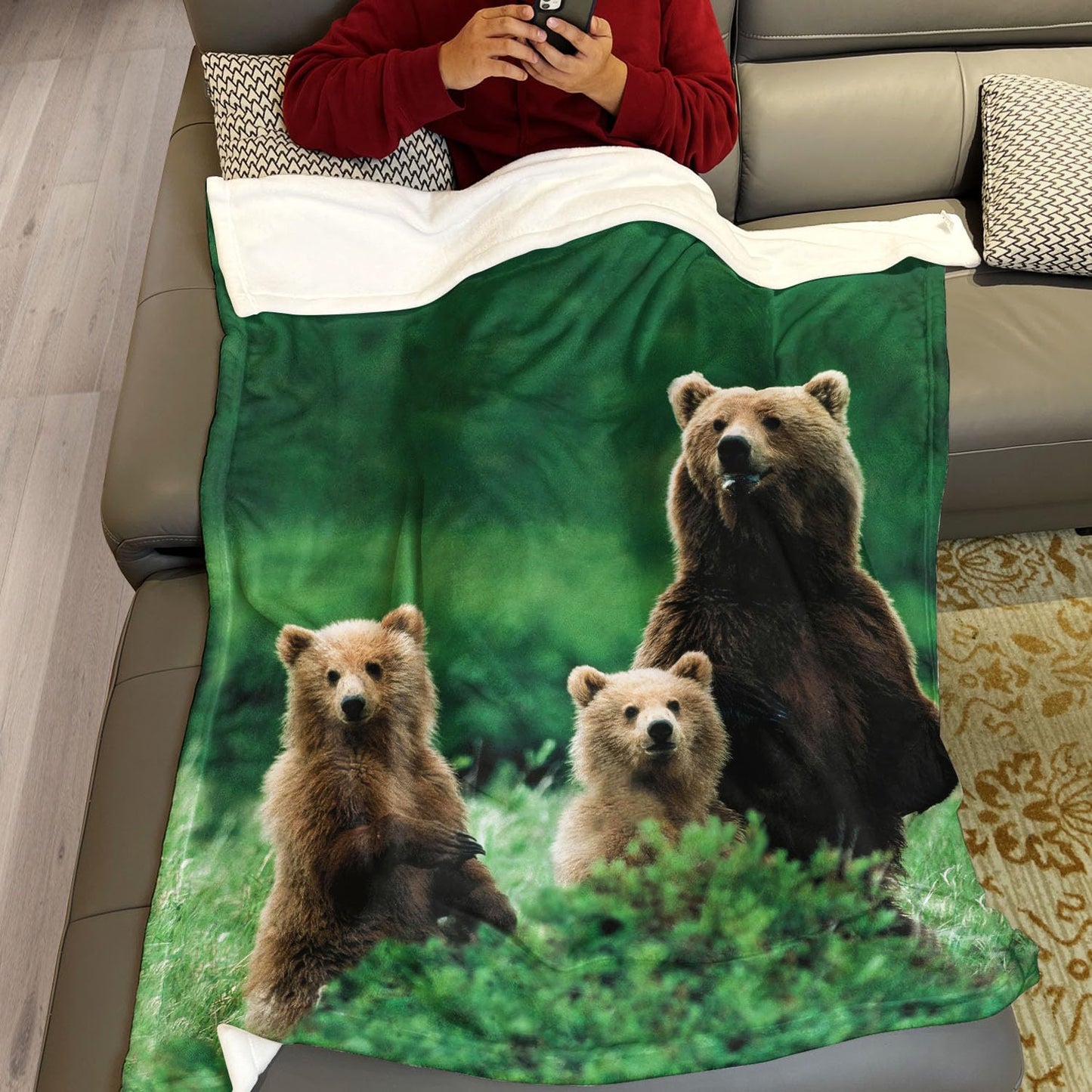 KLRIGR Soft Cozy Fleece Throw Blanket, Brown Bears Print Lightweight Warm Flannel Blanket for Couch Sofa Bed Living Room Bedroom Home Decor, 60x80 Inches