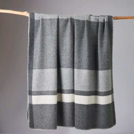 100% Wool Checkered Print Throw Blanket 71 x 47 Inches, Soft Breathable Cozy Blanket Decorative Throw Blanket for Couch Home Bedroom Reading Chair Decor, Charcoal Grey White