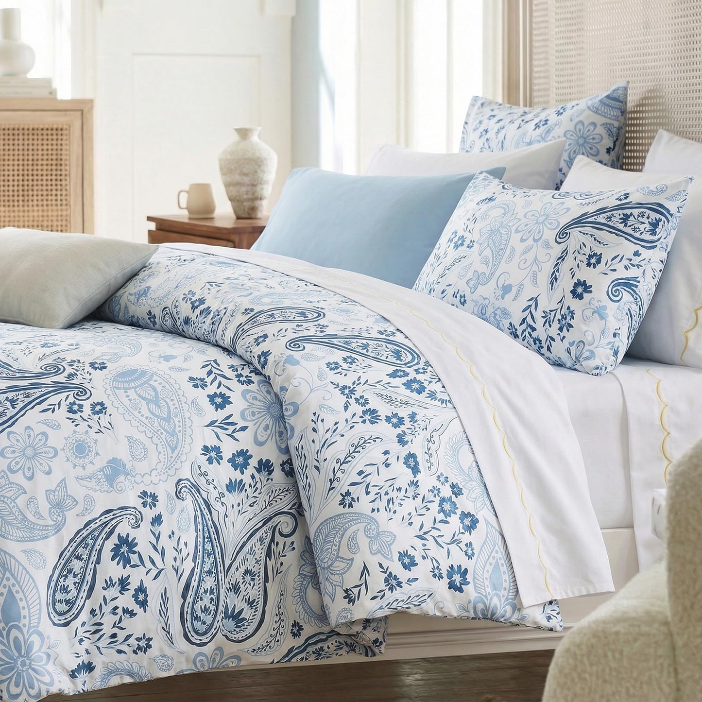 Bedorm 100% Cotton Duvet Cover Set Blue Paisley Bedding Set Vintage Paisley Floral Design Boho Chic Bedding 3 Pcs Soft, Breathable & Durable Duvet Cover with Zipper Closure