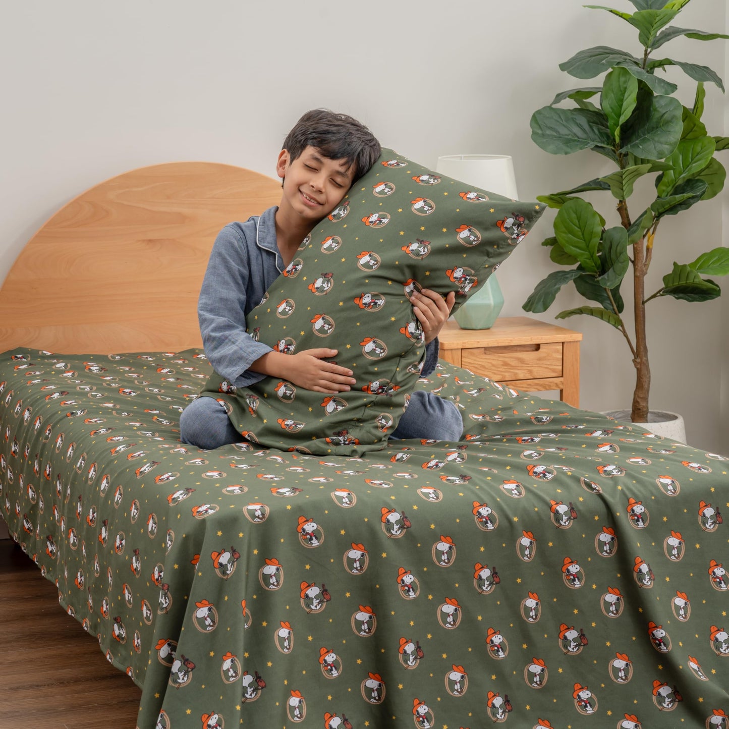 Berkshire Blanket Peanuts® Kids Sheet Set Full Size - 4 Pieces,Cute Character Snoopy Printed Soft Microfiber Bed Sheets,Snoopy Giddy Up Cowboy Sheets Moss