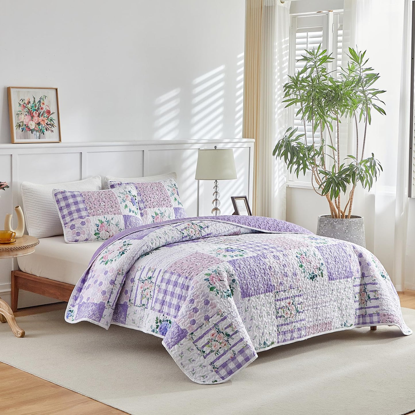Joyreap 3 Pieces Floral Quilt Set Queen, Patchwork Purple n Pink Flowers Design, Smooth Soft Microfiber Quilt, Bedspread Bed Cover for All Season, 1 Quilt and 2 Pillow Shams- 90x90 inches
