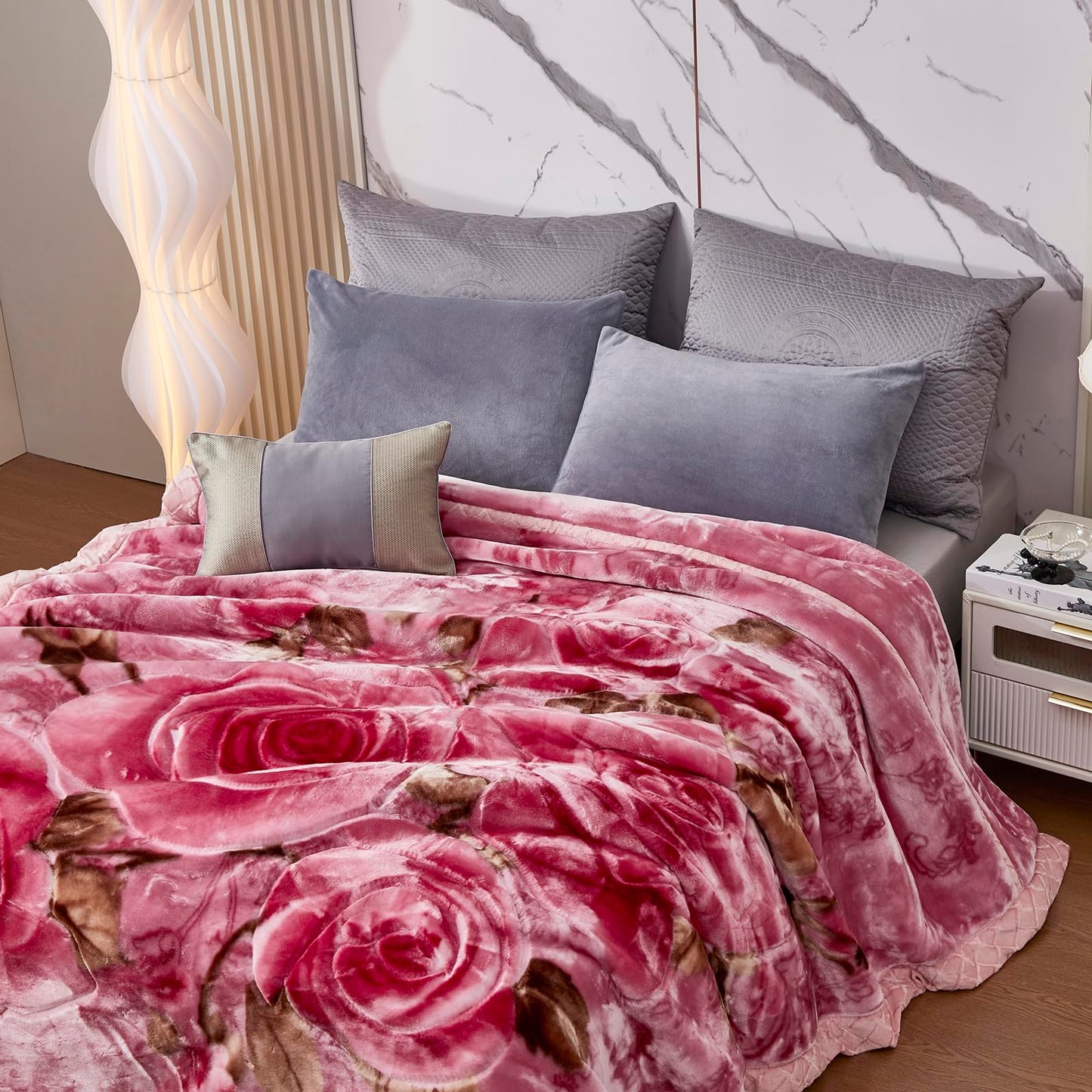 9 lbs Korean Faux Mink Fleece Blanket Queen Size 79×91 inch,2 ply Soft Warm Plush Flannel Blanket for The Cold Night.
