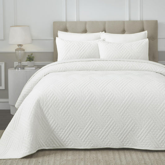 Superior 100% Cotton Velvet 3-Piece Quilt Set, 1 Lightweight Breathable Coverlet, 2 Pillow Shams, Comfy Home Essential Bedding, Cotton Fill, Geometric Aesthetic, Karina Collection, Queen Size, White
