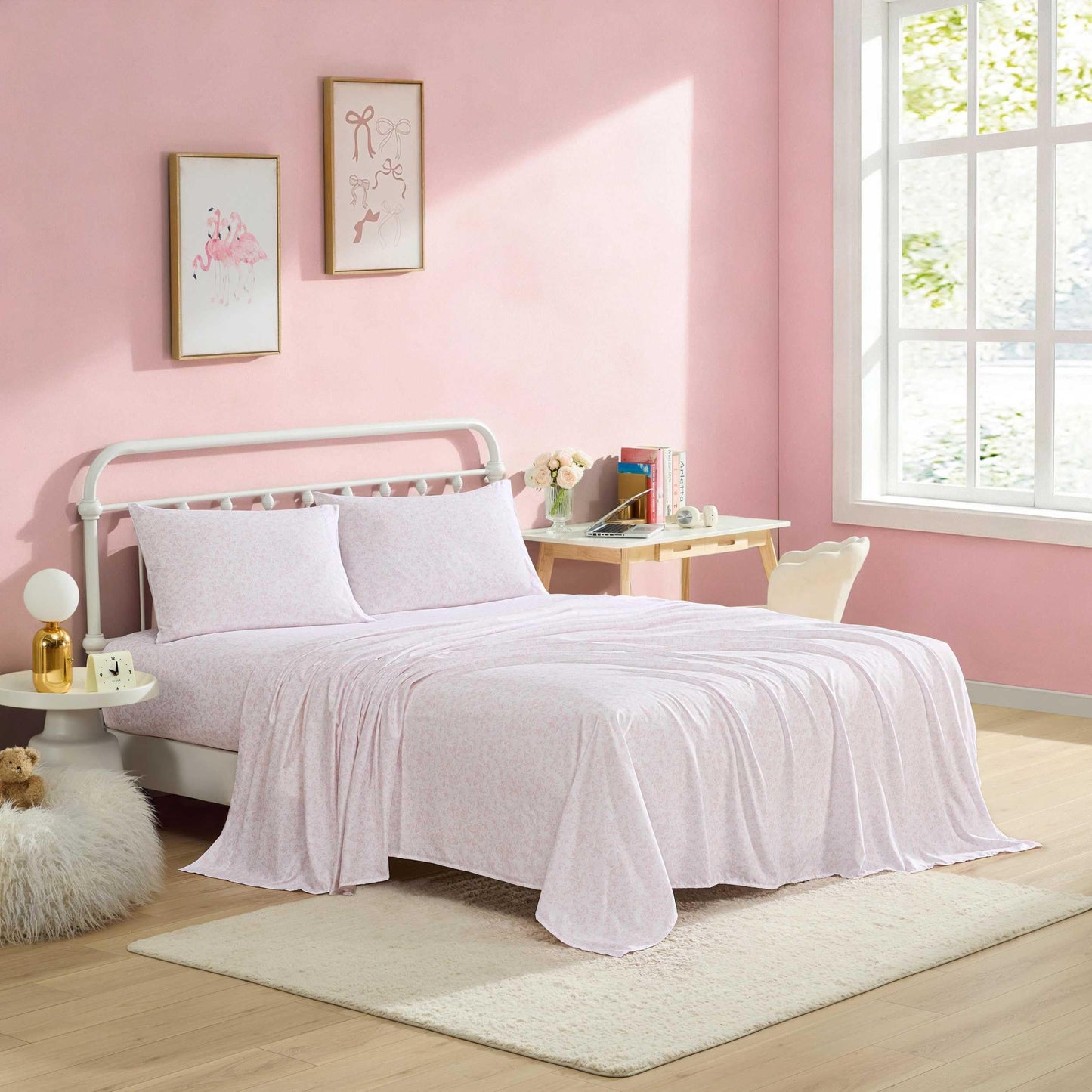 Betsey Johnson - Queen Size Sheet Set, Nerdy Teddies Print Microfiber Bedding with Deep Pocket Fitted Sheet, Bed Sheets with Matching Pillowcases, Butterfly Love Pink
