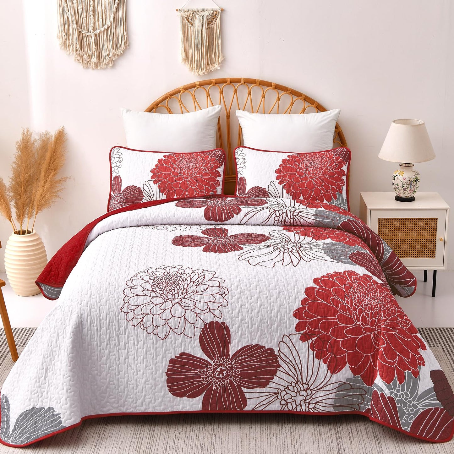 Queen Quilt Sets Red Floral Pattern Quilt Bedding Set, 3 Pieces Botanical Quilt Soft Microfiber Bedspread Coverlet Set, Boho Bed Cover Bedding Set for All Season(96" x 90)