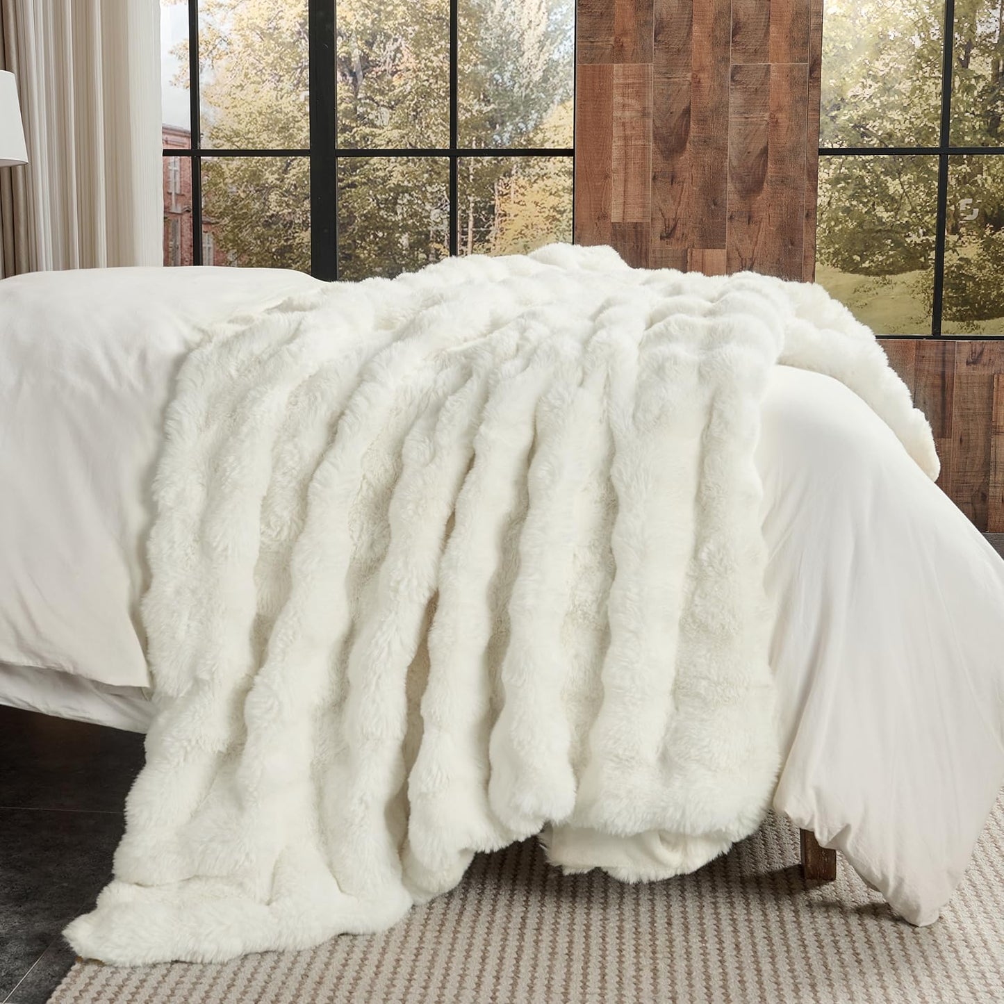 Lotus Karen Faux Fur Throw Blanket Cream White - Big Bubble Rabbit Fluff Blanket for Couch, Small Fluffy Fuzzy Cozy Blanket, Thick Furry Plush Shaggy Blankets, 50x60 Inches