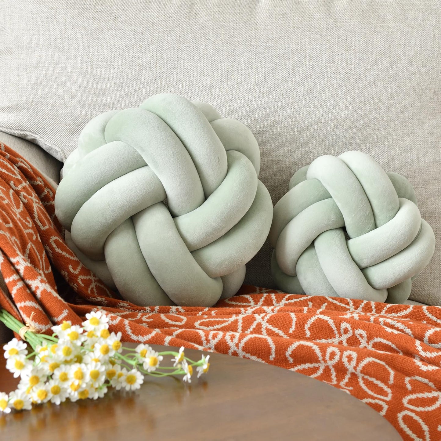 VBGYA Knot Ball Pillow, Round Decorative Throw Pillows Cushion, 11 Inch Sage Green Soft Plush Knotted Pillows Pillow, Modern Home Throw Knot Decorative Cushion