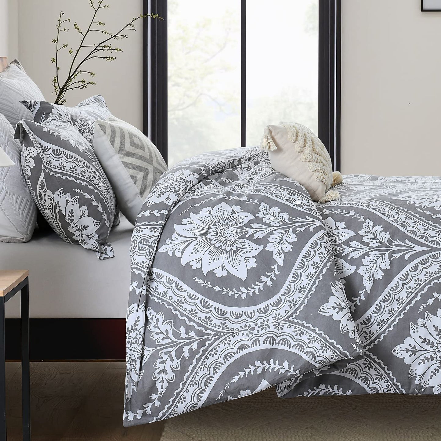 CozyDH Cotton King Size Duvet Cover Paisley Print, Reversible Damask Medallion Percale Duvet Cover Set 3pcs Bed Cotton Quilt Cover, Cotton Soft Breathable Bedding (King, Grey White Floral)