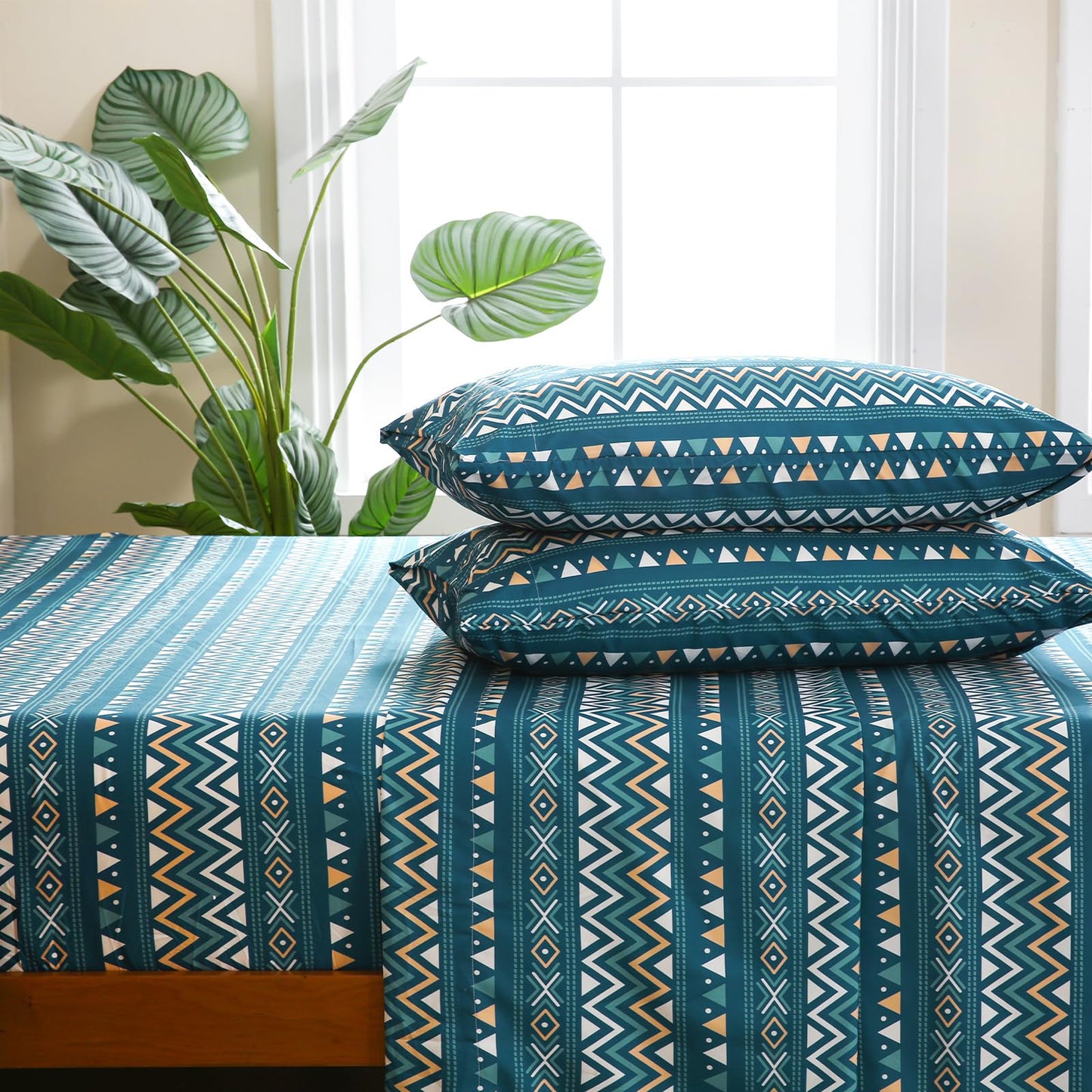 CozySmile Boho Sheet 4 Pieces Queen Sheet Set Bohemian,Queen Size Breathable Soft Microfiber Deep Pocket Bedding Sheet, Western Sheets Geometric(King, Teal Geometric)