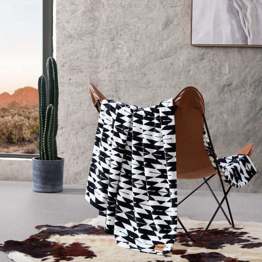 Wrangler - Blanket, Super Soft Plush Bedding, Yellowstone Inspired Throw Blanket for Couch or Bed (Navajo Black, 50" x 70")