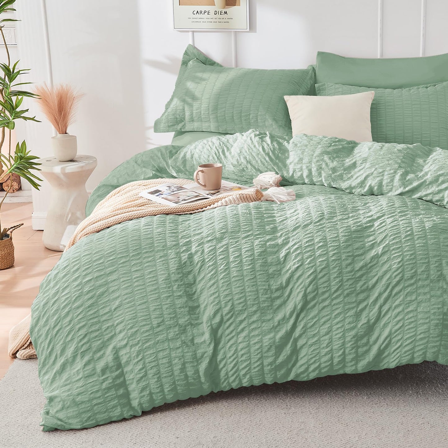 HYMOKEGE Sage Green Oversized Queen Comforter Set Seersucker 7 Pieces, All Season Luxury Bed in a Bag for Bedroom, Bedding Set with Comforter, Sheets, Pillowcases & Shams