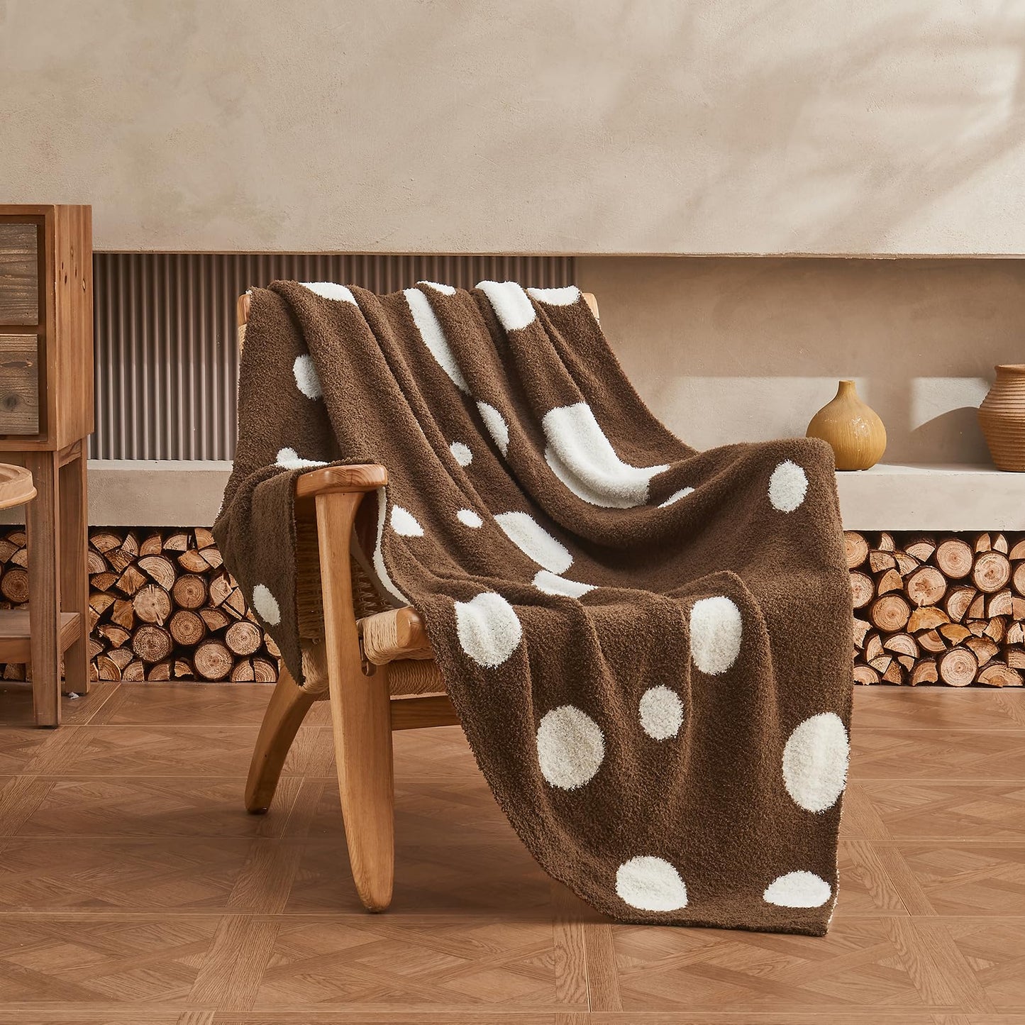 Douceur Polka Dot Throw Blanket for Couch Sofa Bed, Reversible Cozy Fluffy Super Soft Bedroom Blanket, Plush Brown Throw Blanket, 50×60 inches